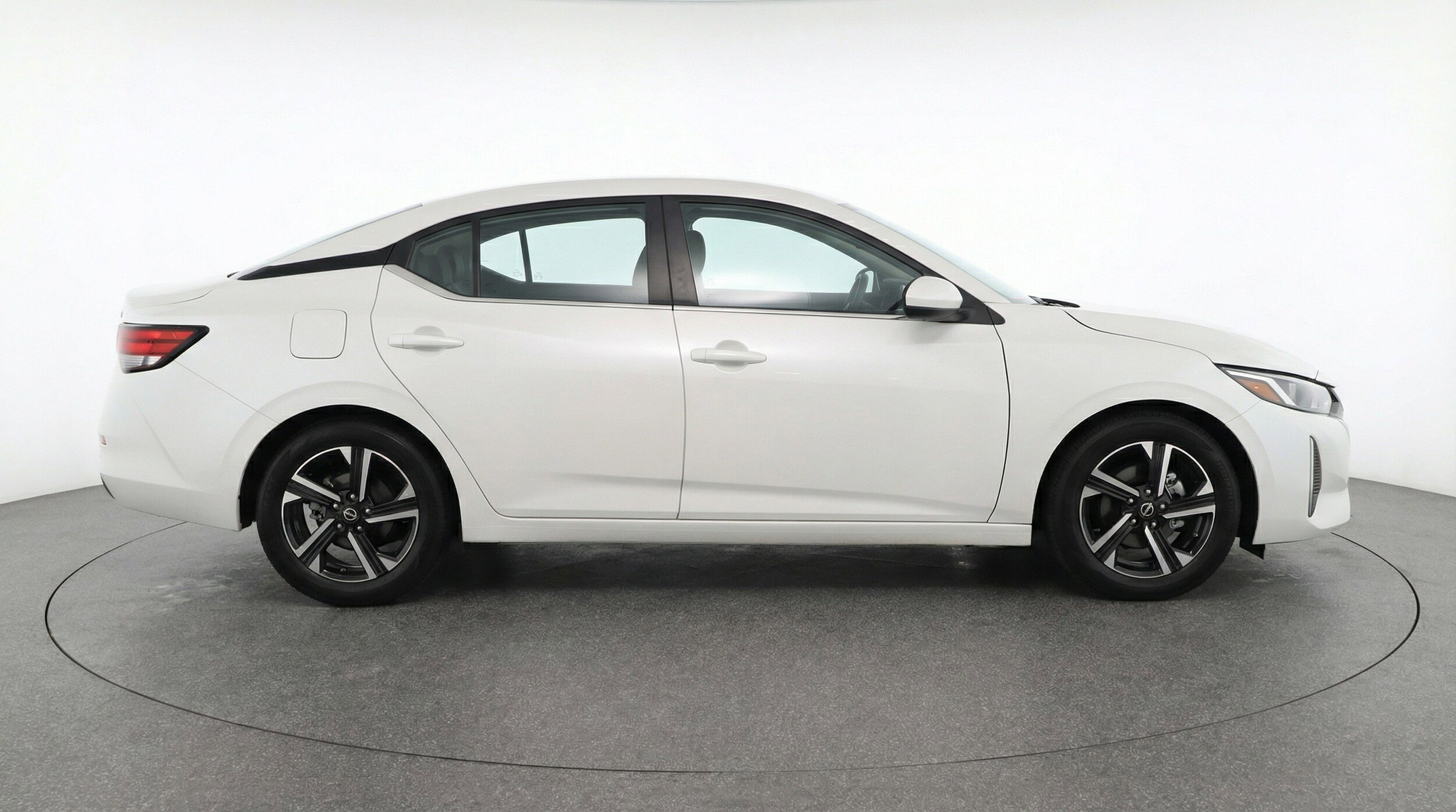 Thumbnail: 2025 Nissan Sentra - 11