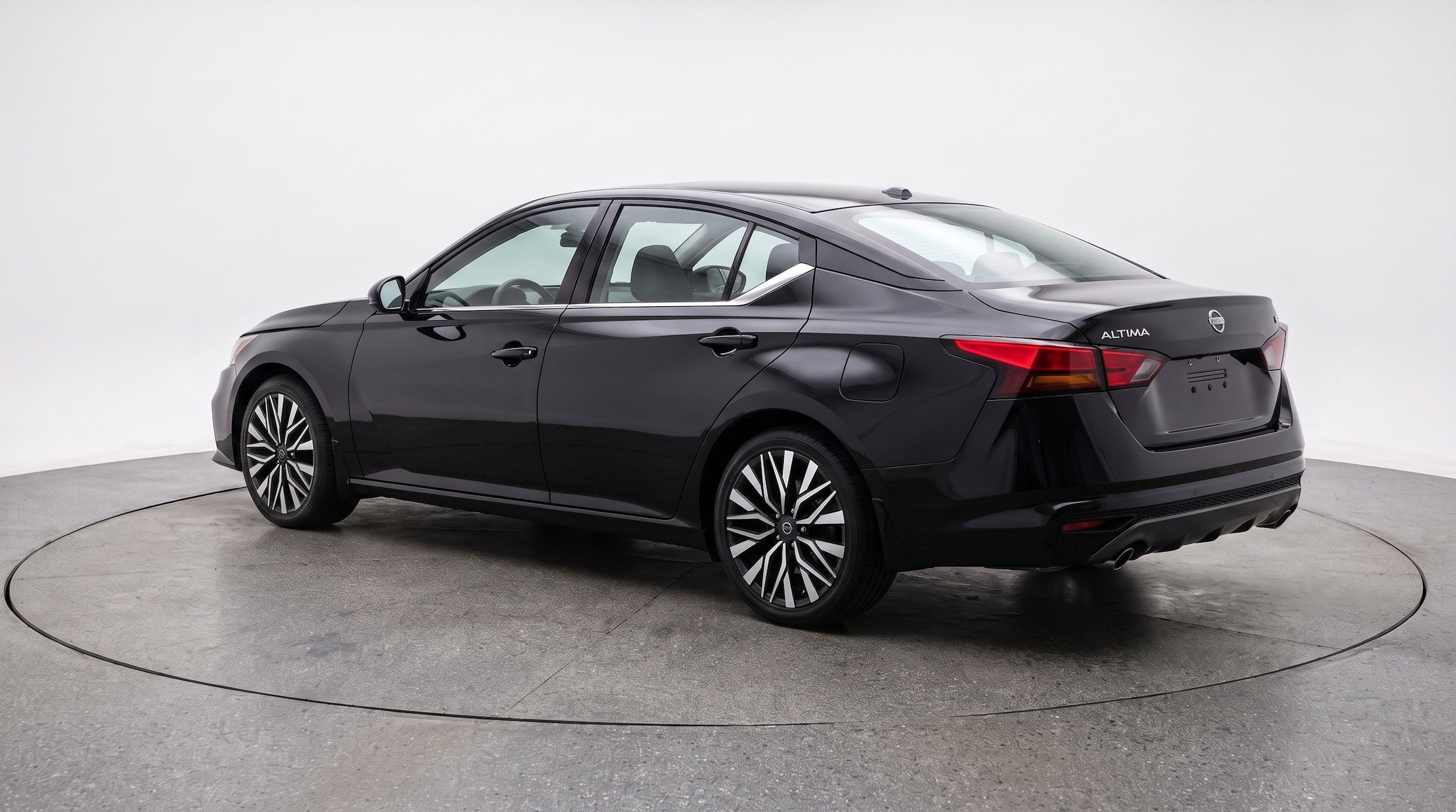 Thumbnail: 2025 Nissan Altima - 6