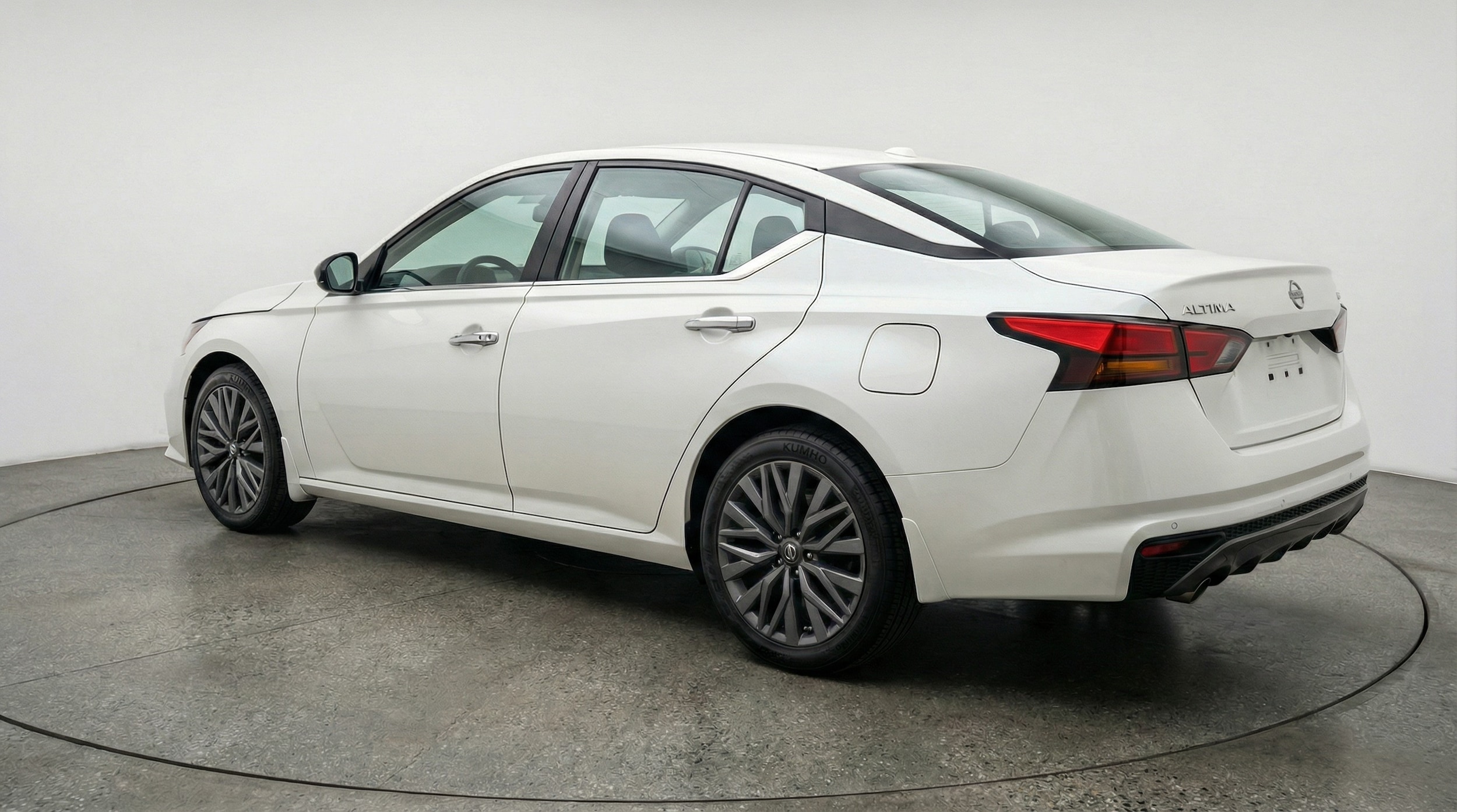 Thumbnail: 2025 Nissan Altima - 5