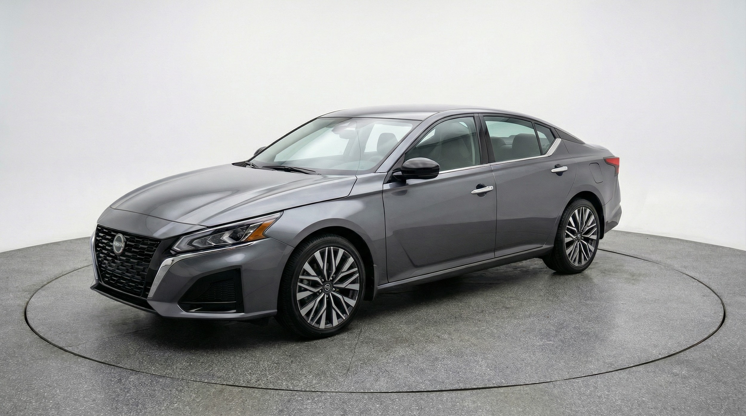 Thumbnail: 2025 Nissan Altima - 3