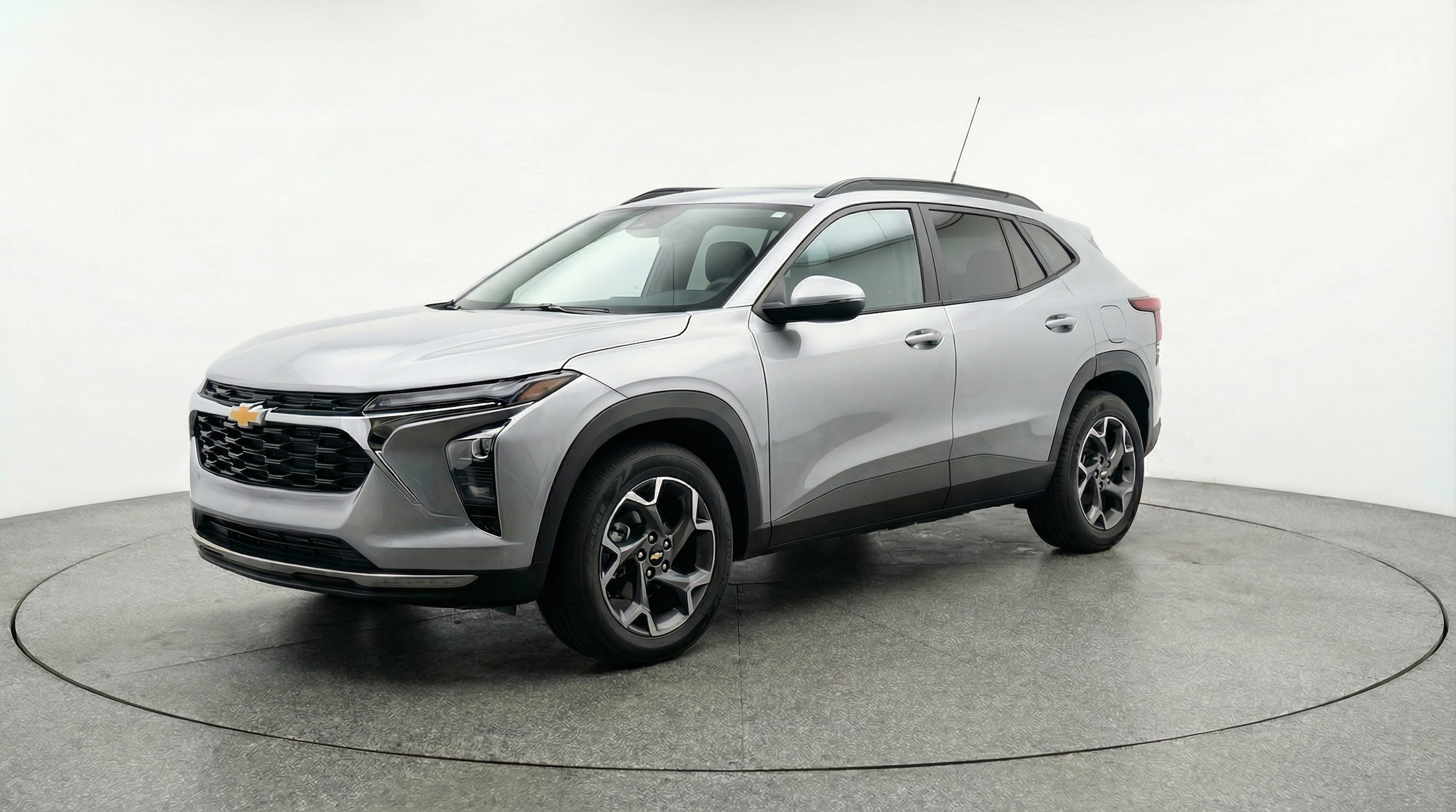 Thumbnail: 2025 Chevrolet Trax - 3