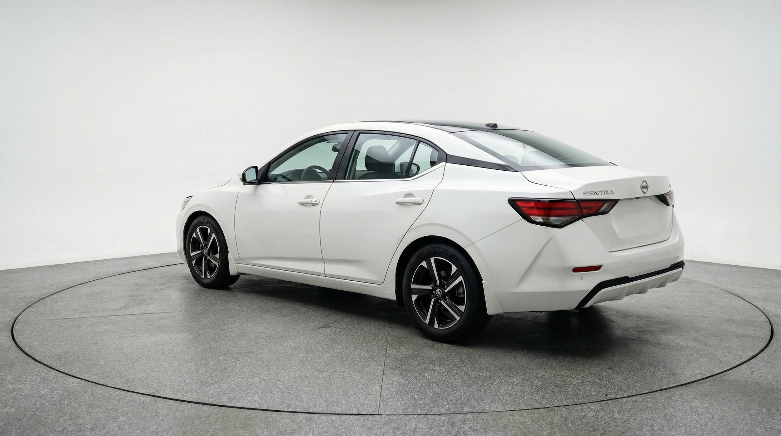 Thumbnail: 2025 Nissan Sentra - 5