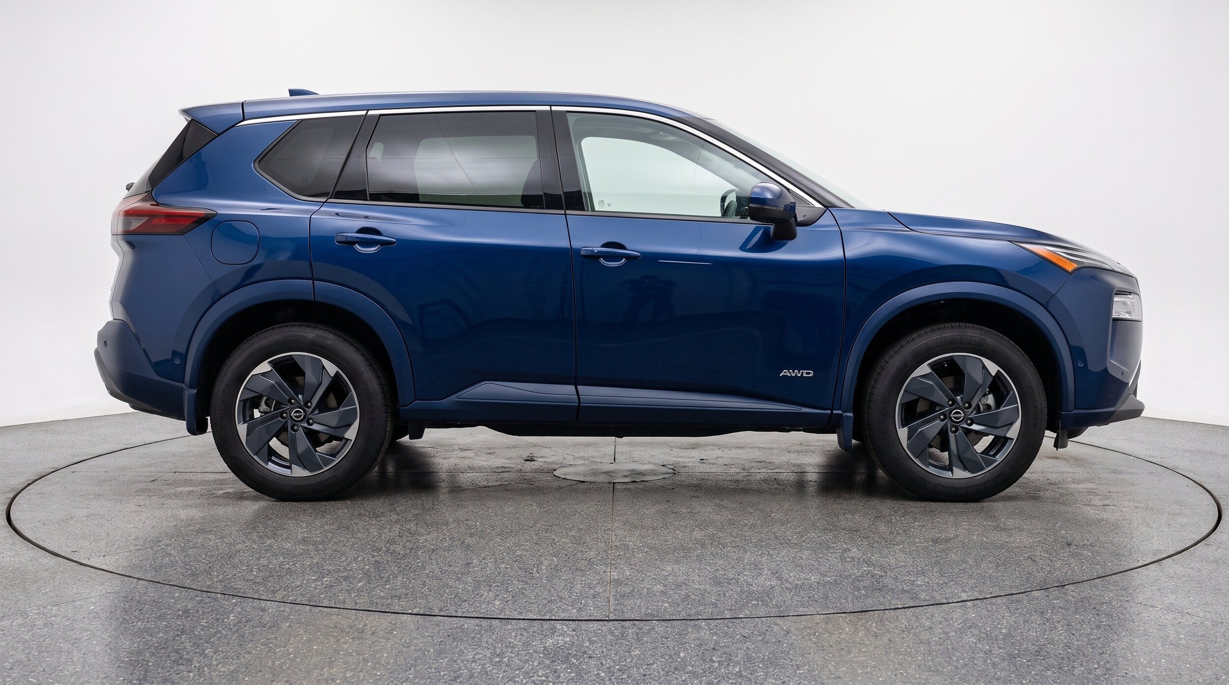 Thumbnail: 2025 Nissan Rogue - 10