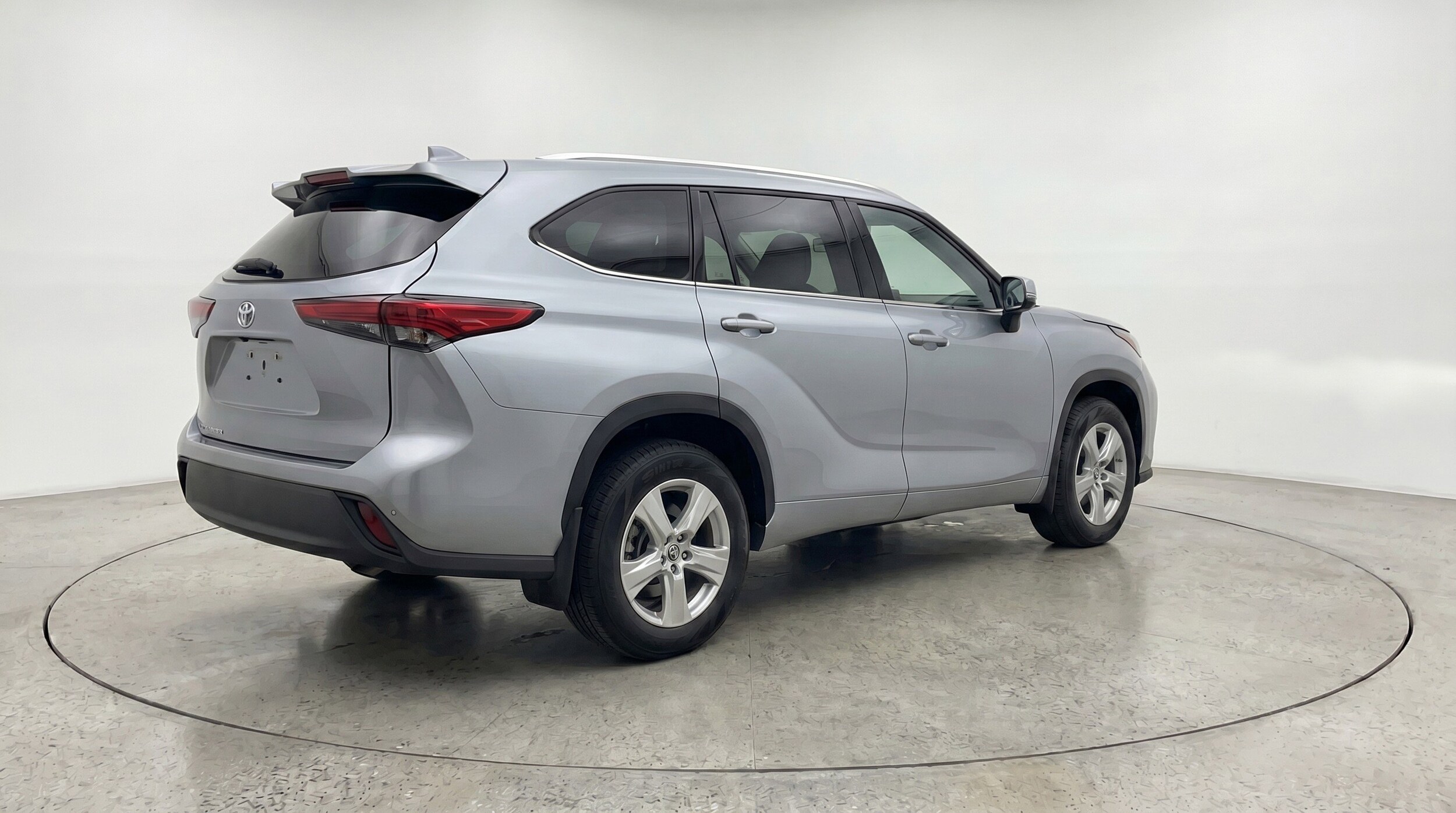 Thumbnail: 2025 Toyota Highlander - 9