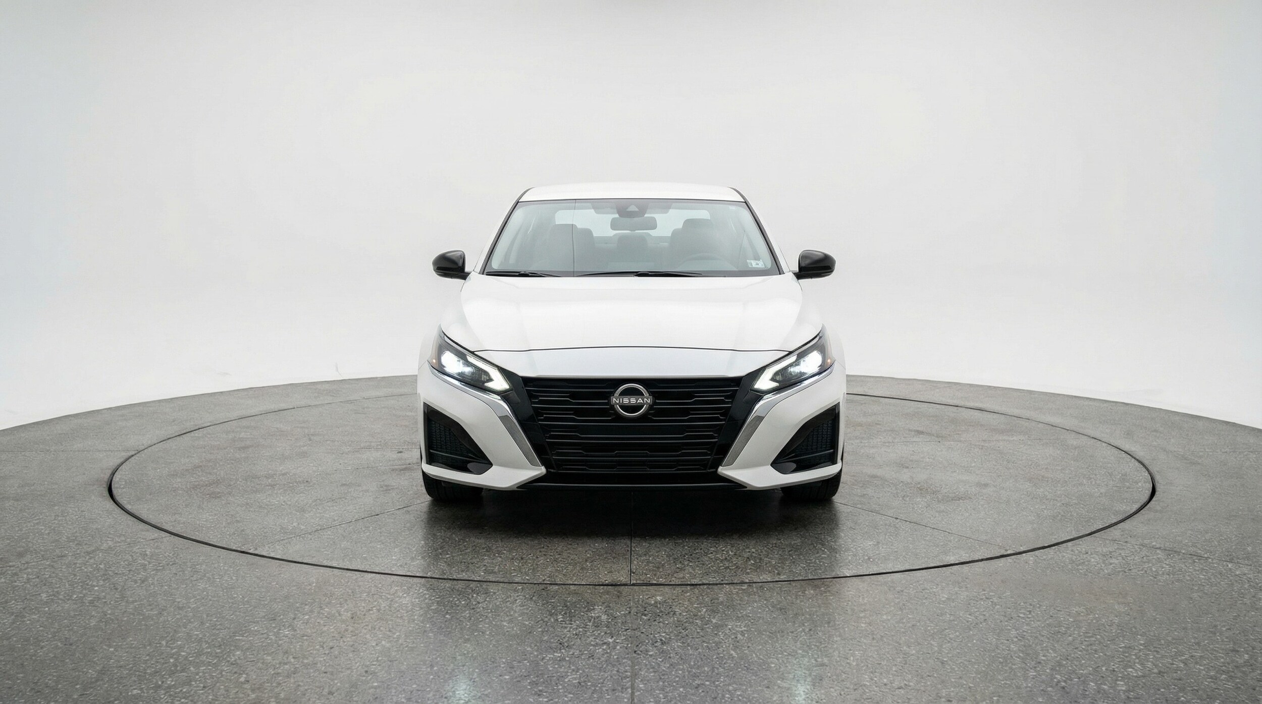 Thumbnail: 2025 Nissan Altima - 2