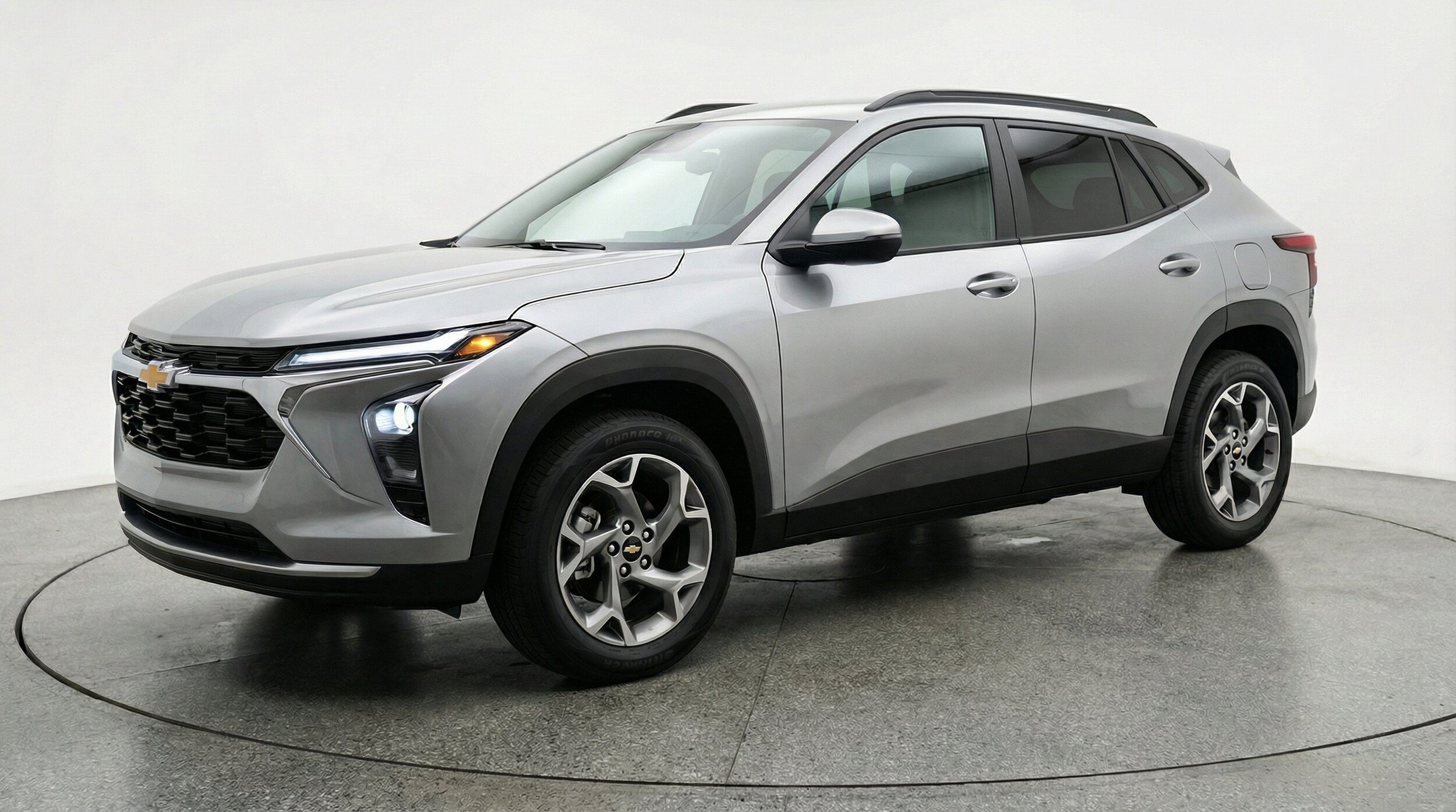 Thumbnail: 2025 Chevrolet Trax - 3