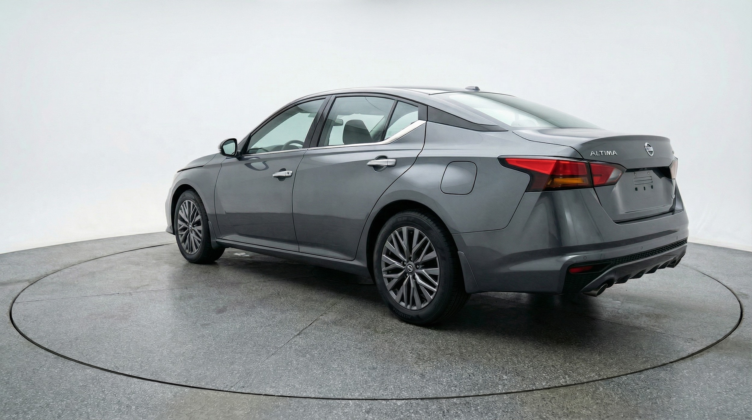 Thumbnail: 2025 Nissan Altima - 5