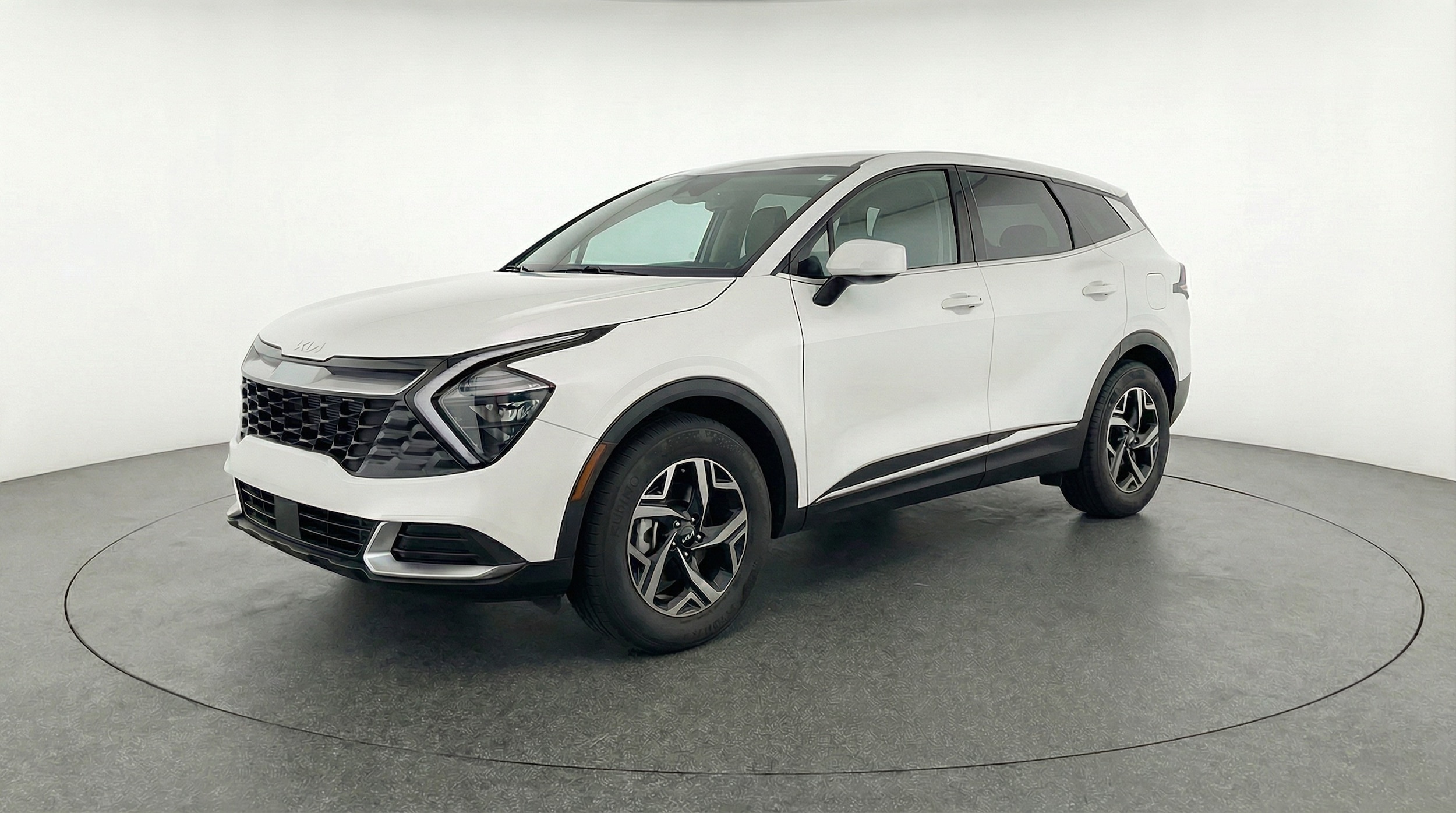 Thumbnail: 2025 Kia Sportage - 3