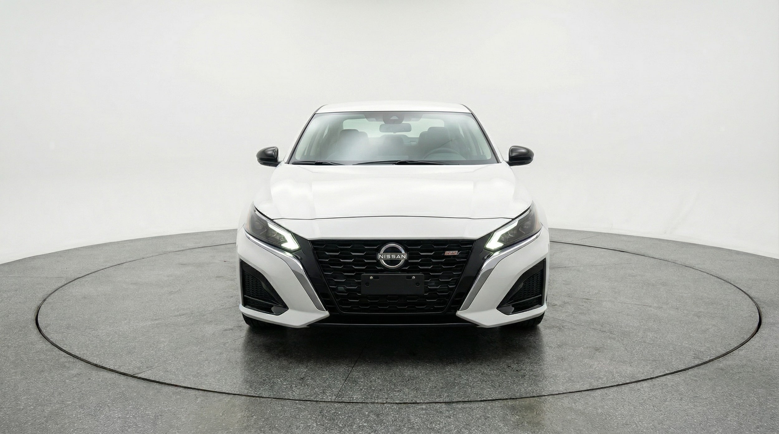 Thumbnail: 2025 Nissan Altima - 2