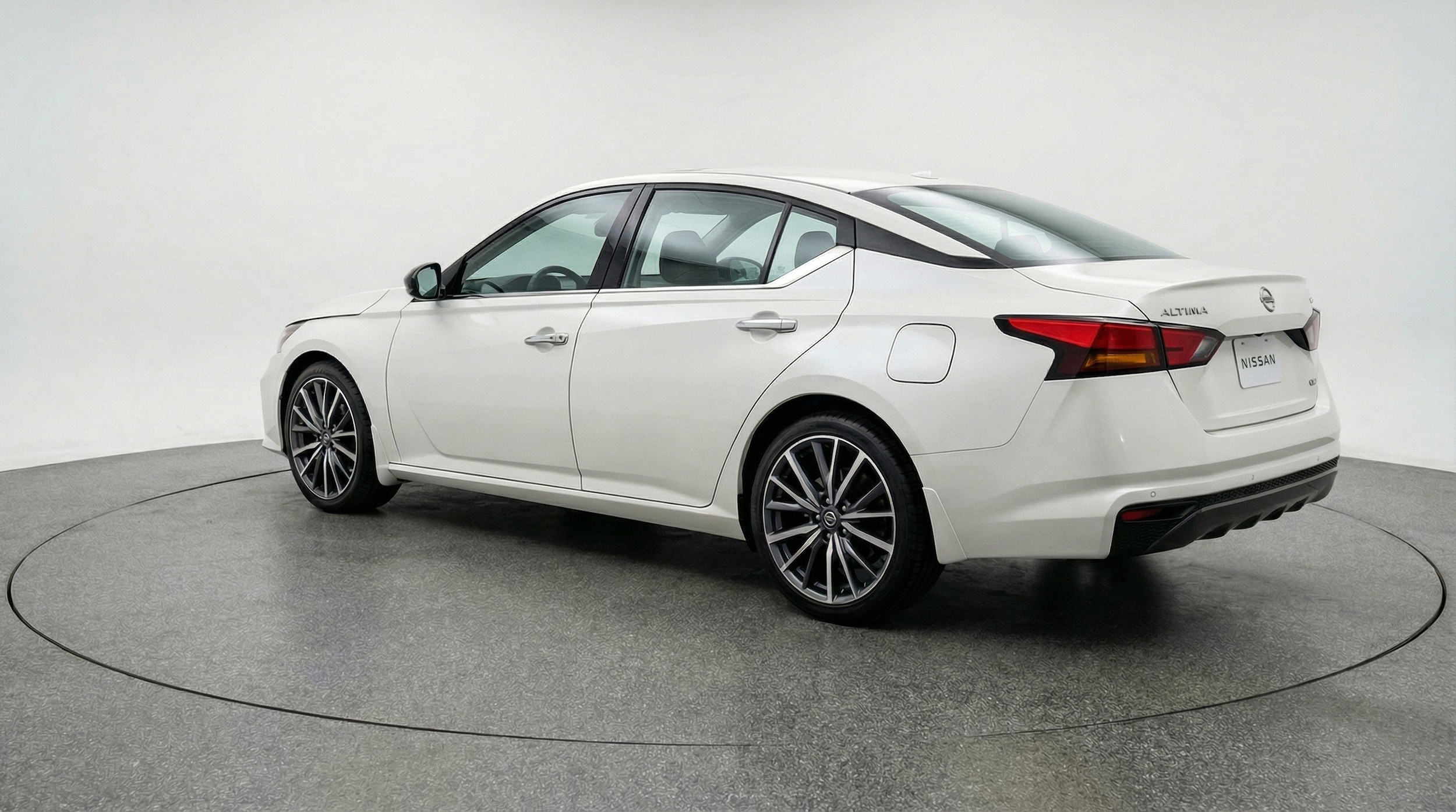 Thumbnail: 2025 Nissan Altima - 6