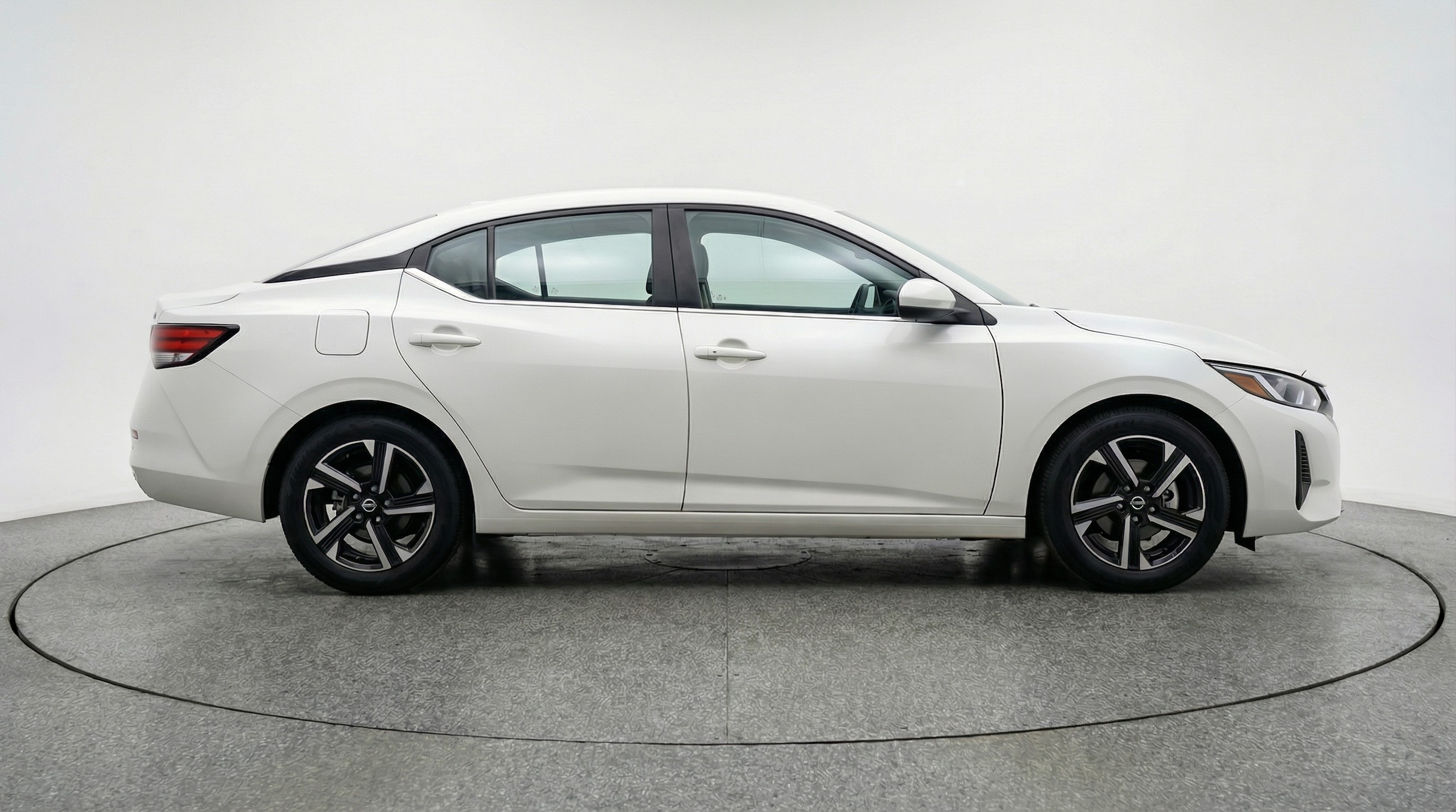 Thumbnail: 2025 Nissan Sentra - 8