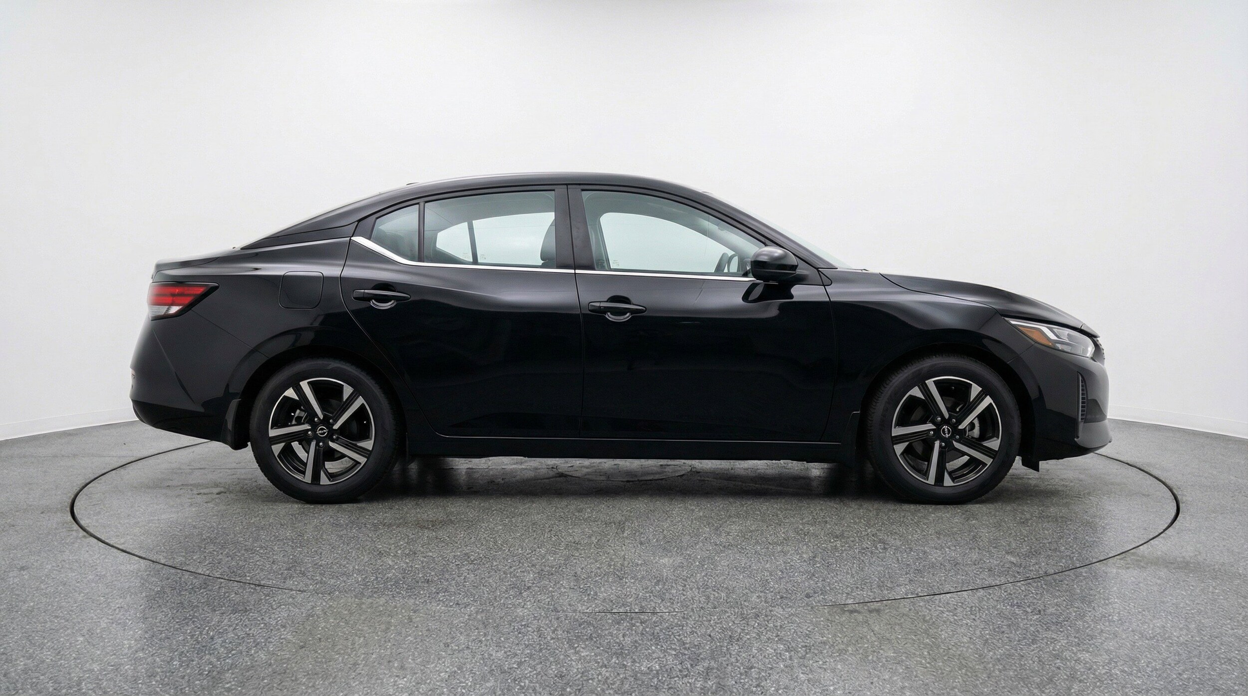 Thumbnail: 2025 Nissan Sentra - 11