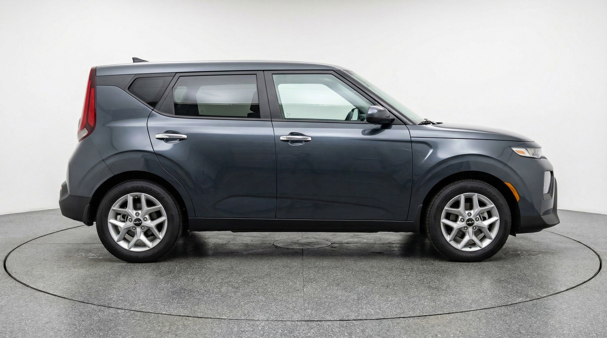 Thumbnail: 2025 Kia Soul - 11