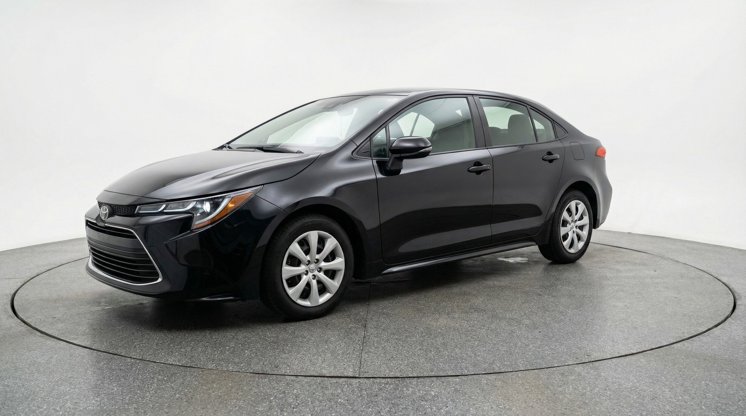 Thumbnail: 2025 Toyota Corolla - 3