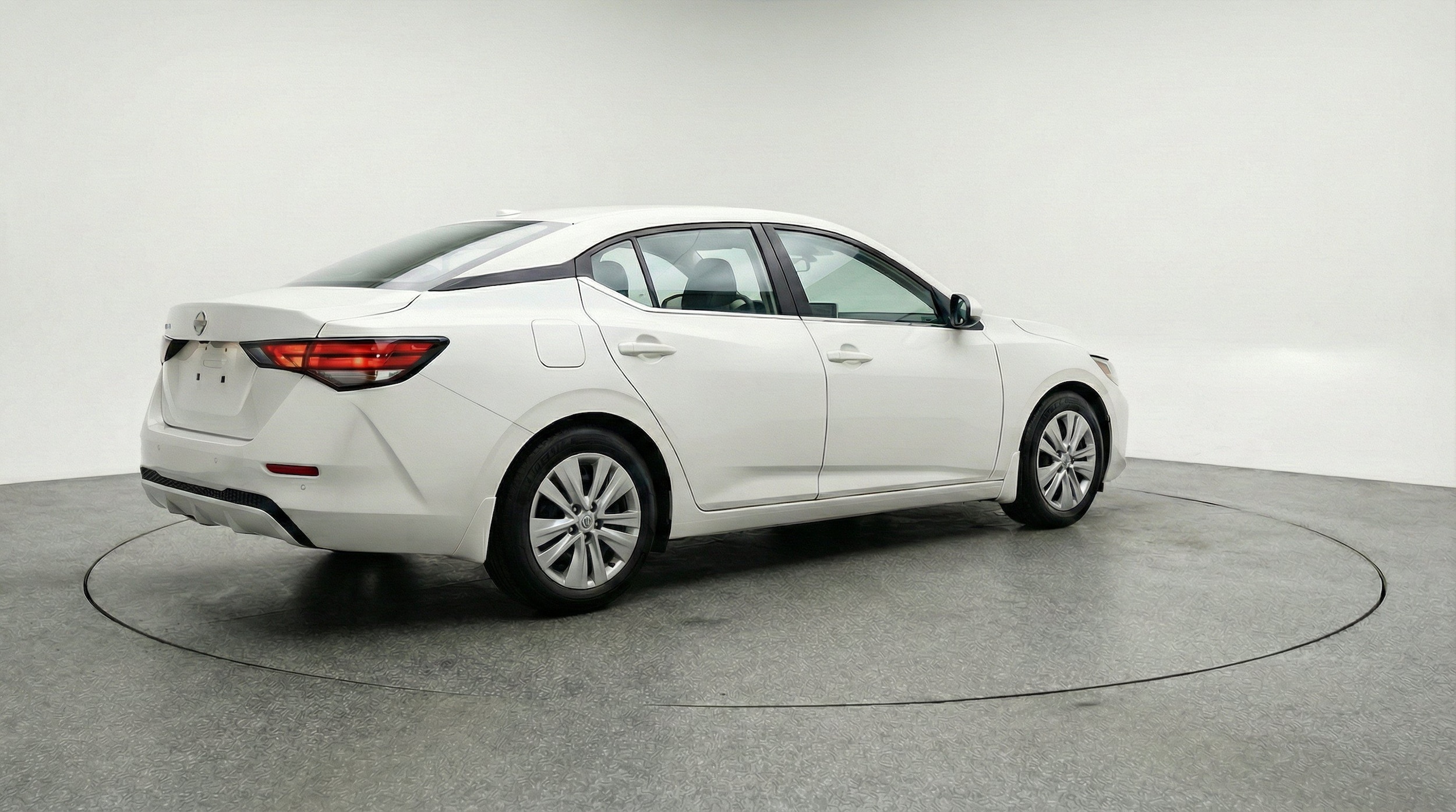 Thumbnail: 2025 Nissan Sentra - 9