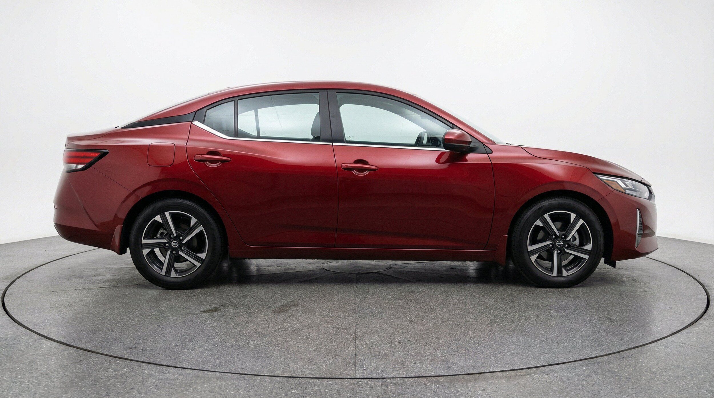 Thumbnail: 2025 Nissan Sentra - 9