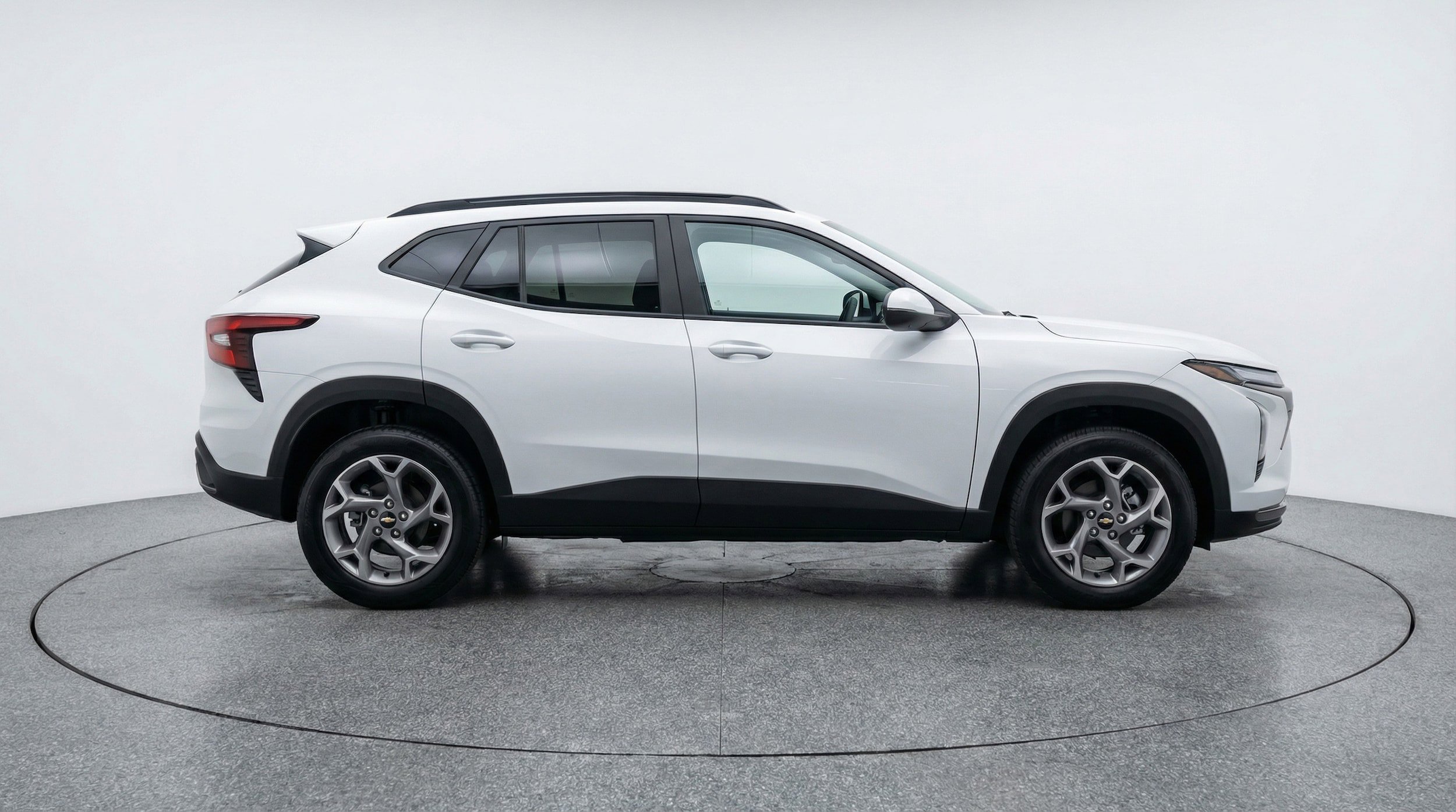 Thumbnail: 2025 Chevrolet Trax - 8