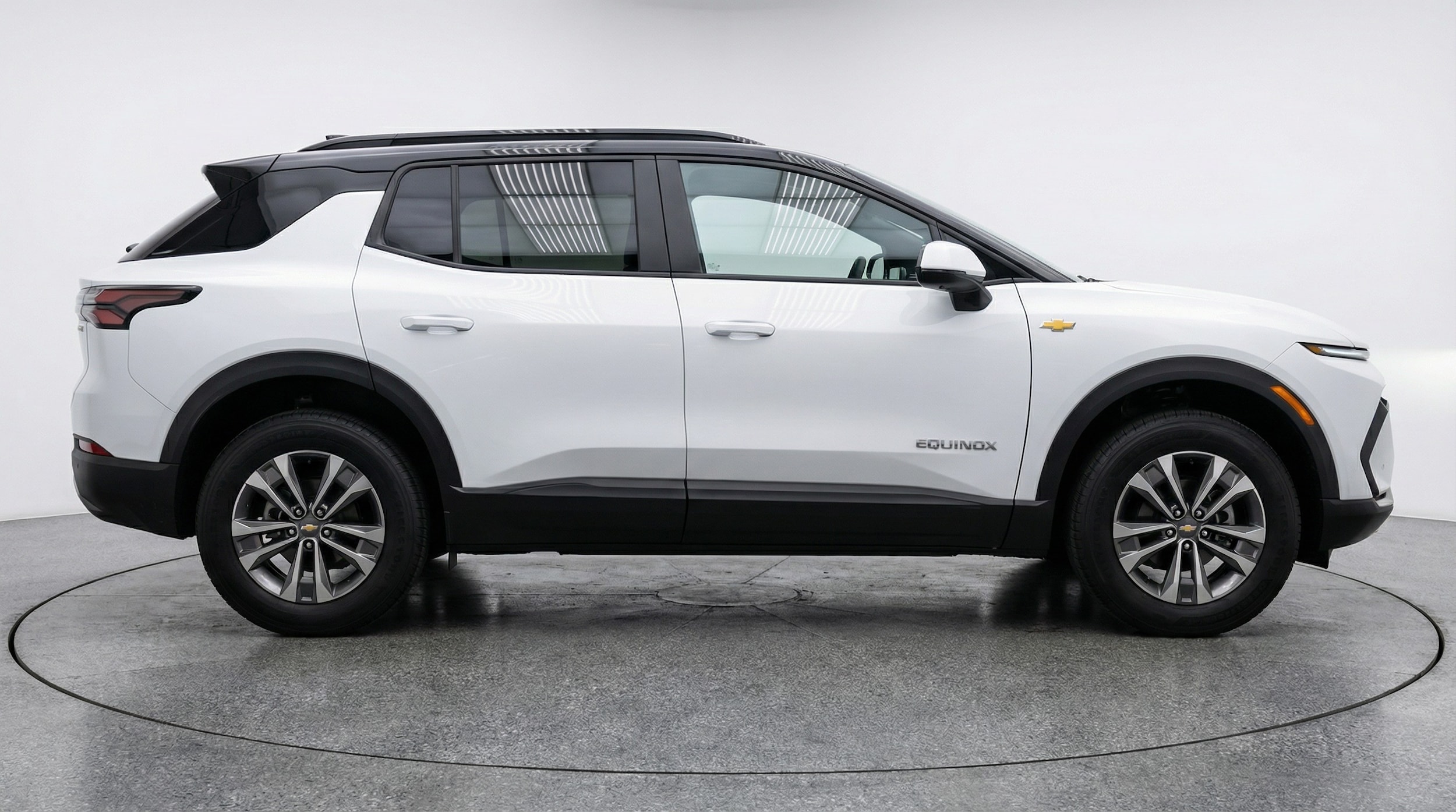 Thumbnail: 2025 Chevrolet Equinox - 8