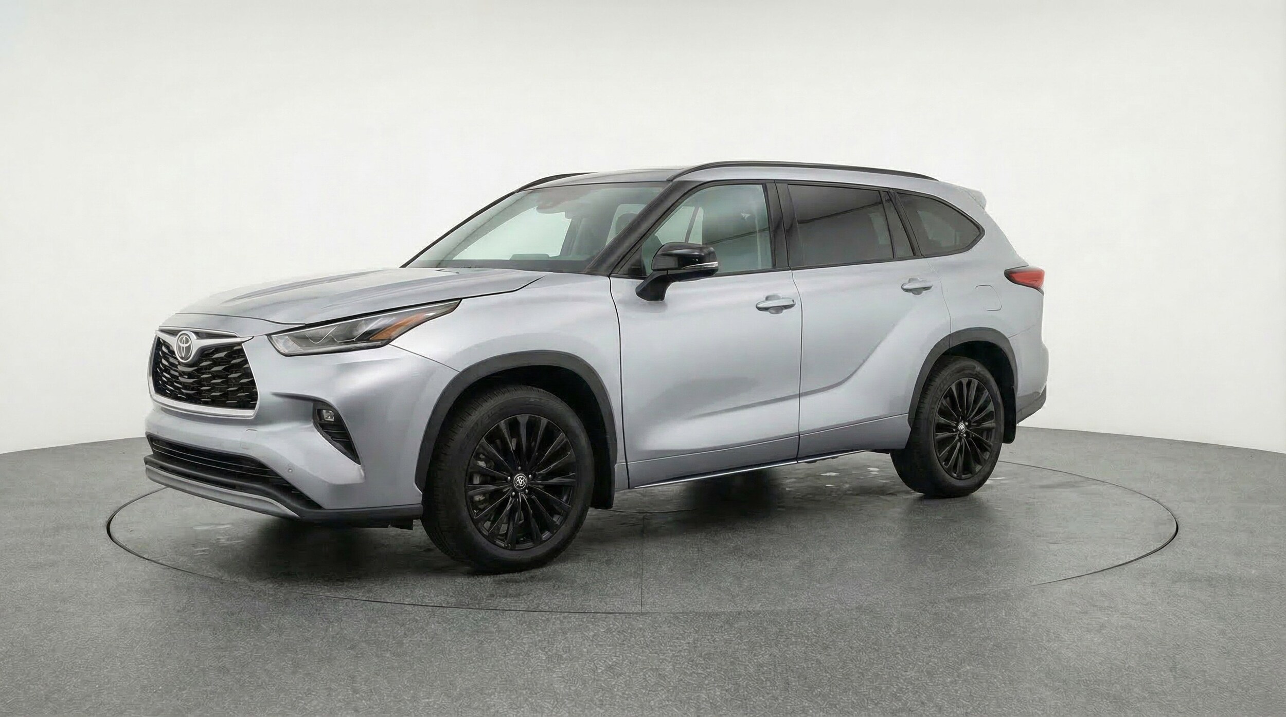 Thumbnail: 2025 Toyota Highlander - 3
