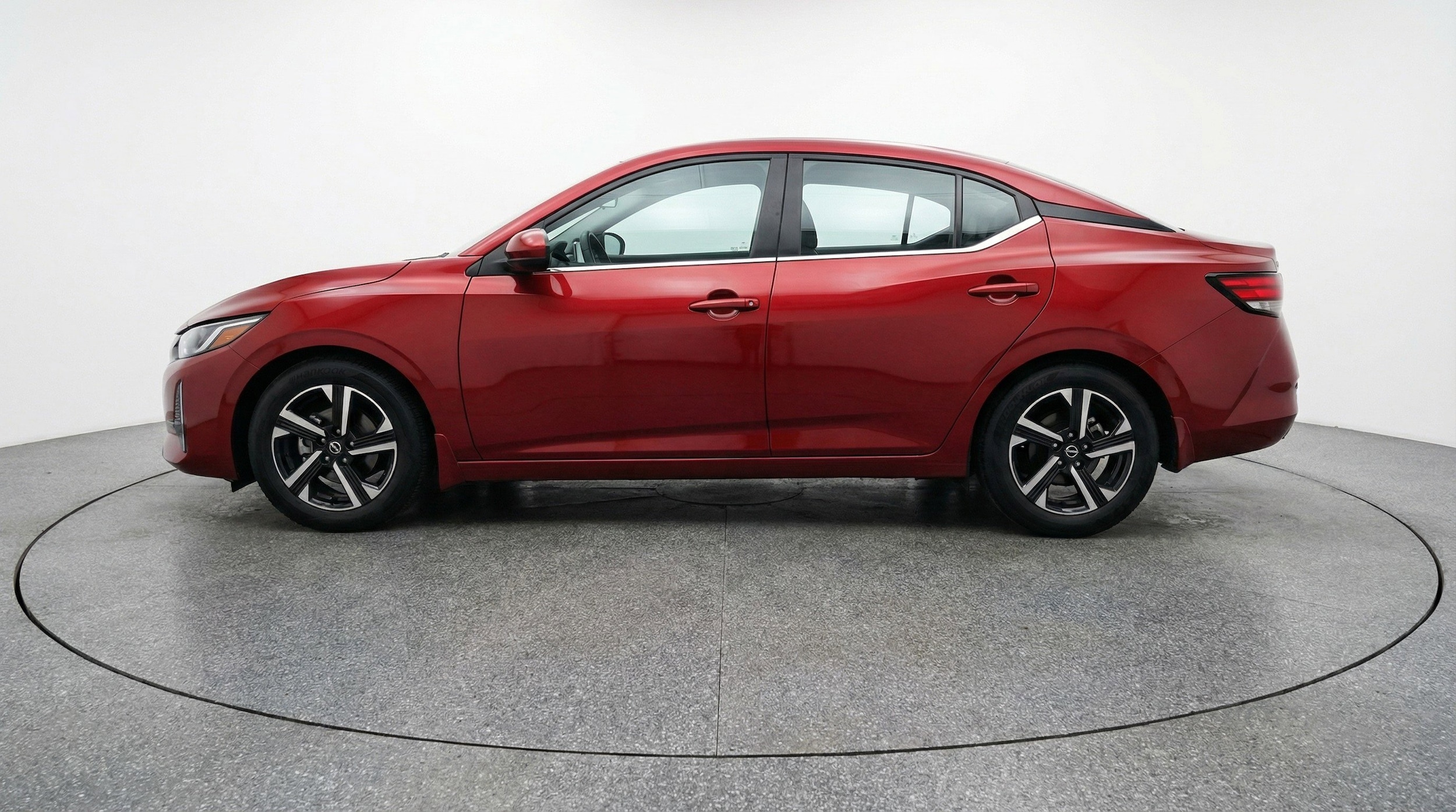 Thumbnail: 2025 Nissan Sentra - 5