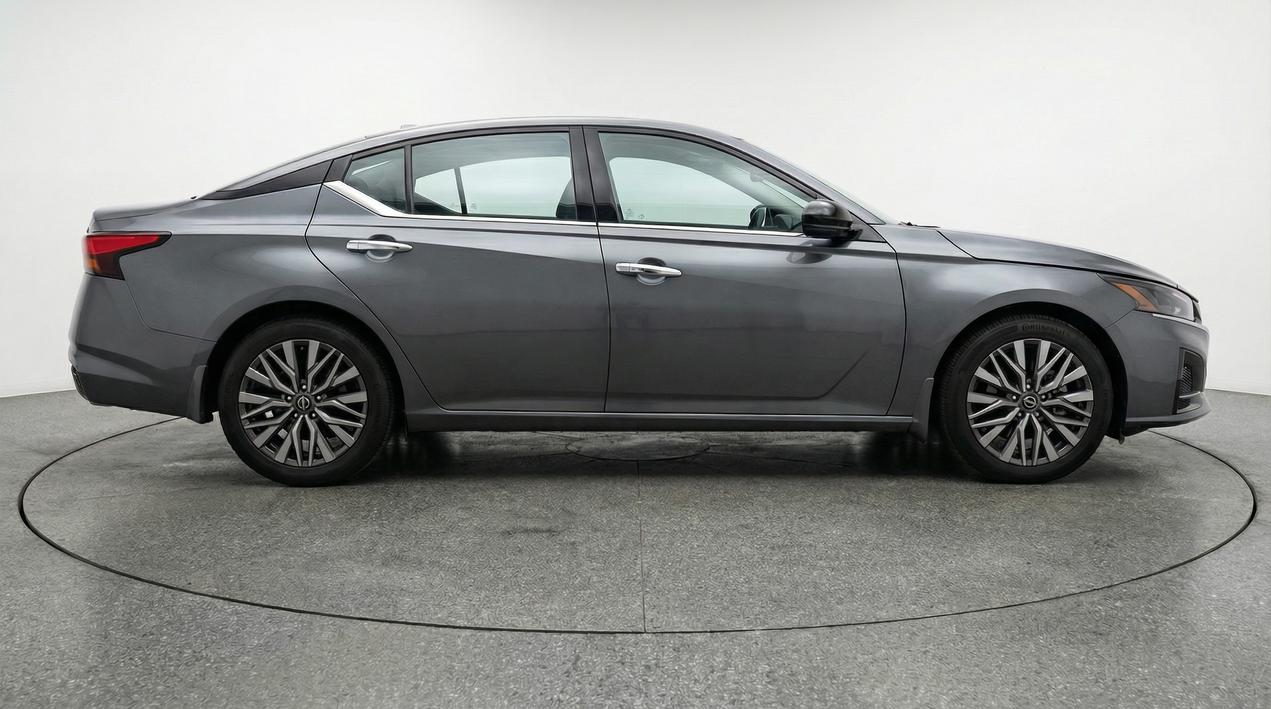 Thumbnail: 2025 Nissan Altima - 8