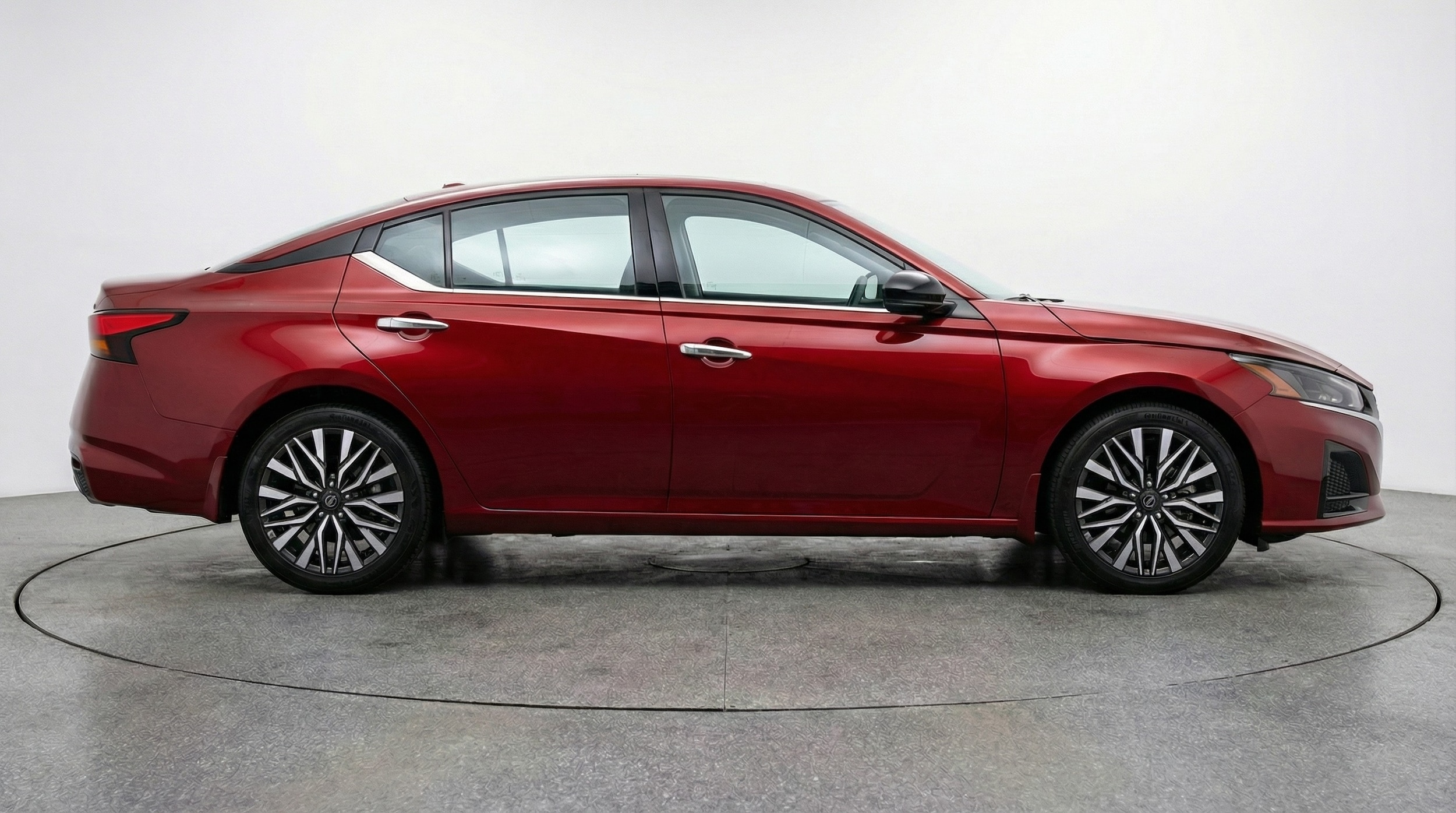 Thumbnail: 2025 Nissan Altima - 8