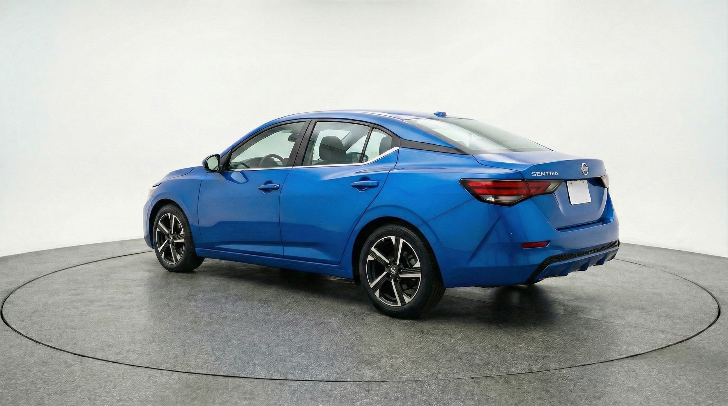 Thumbnail: 2025 Nissan Sentra - 5