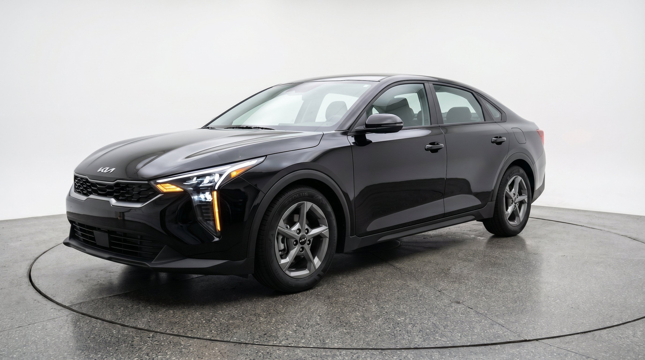 Thumbnail: 2025 Kia K4 - 3