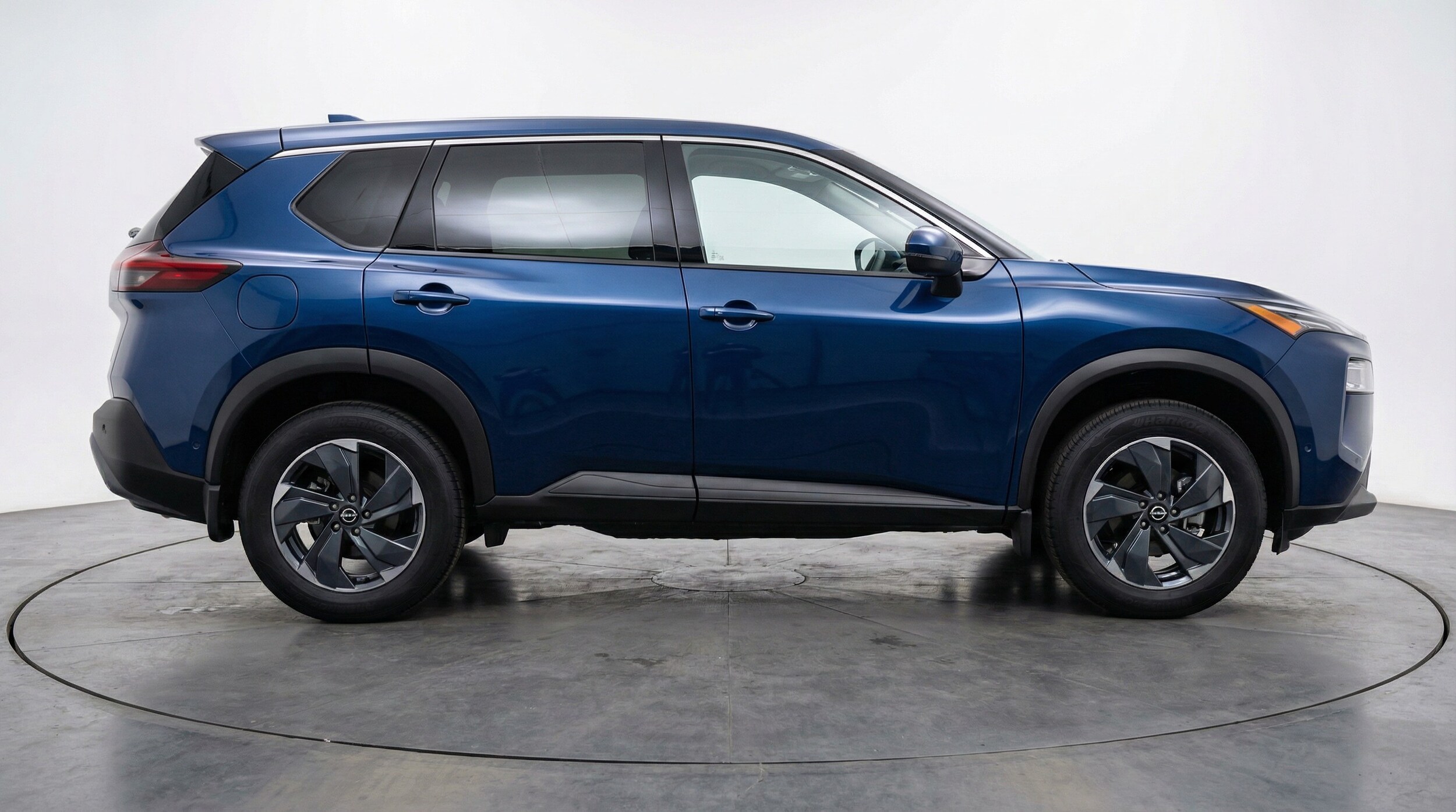 Thumbnail: 2025 Nissan Rogue - 8