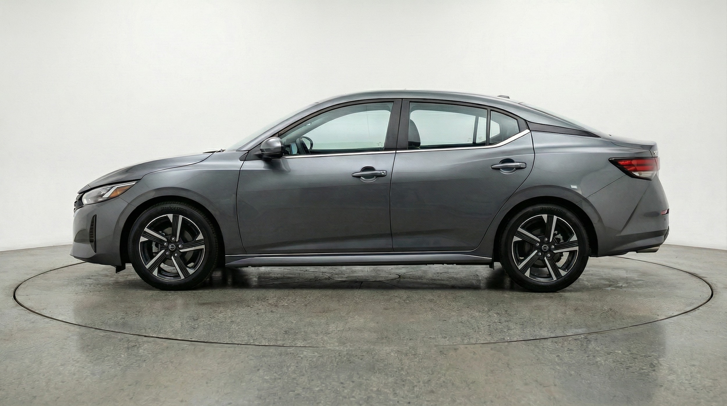 Thumbnail: 2025 Nissan Sentra - 4