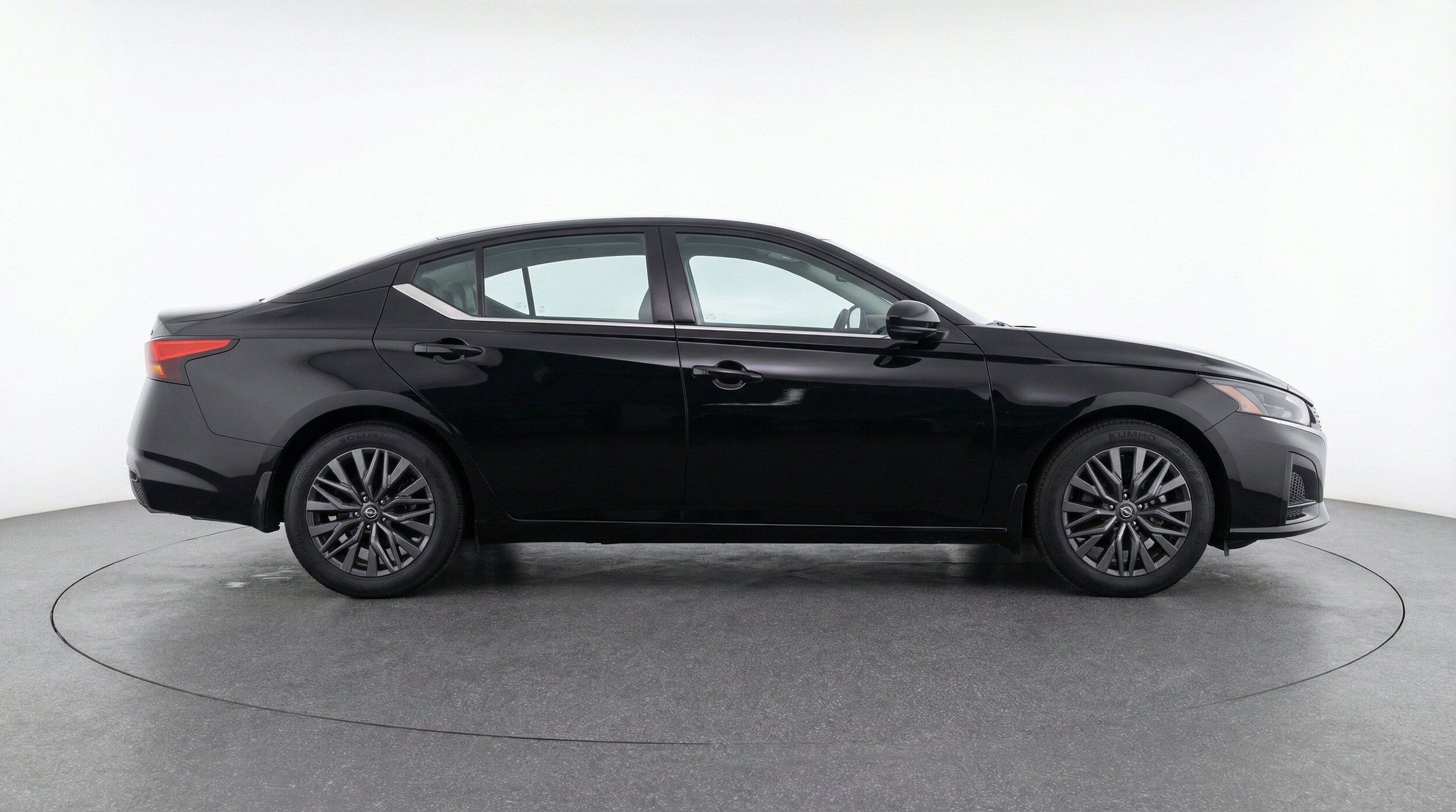 Thumbnail: 2025 Nissan Altima - 11