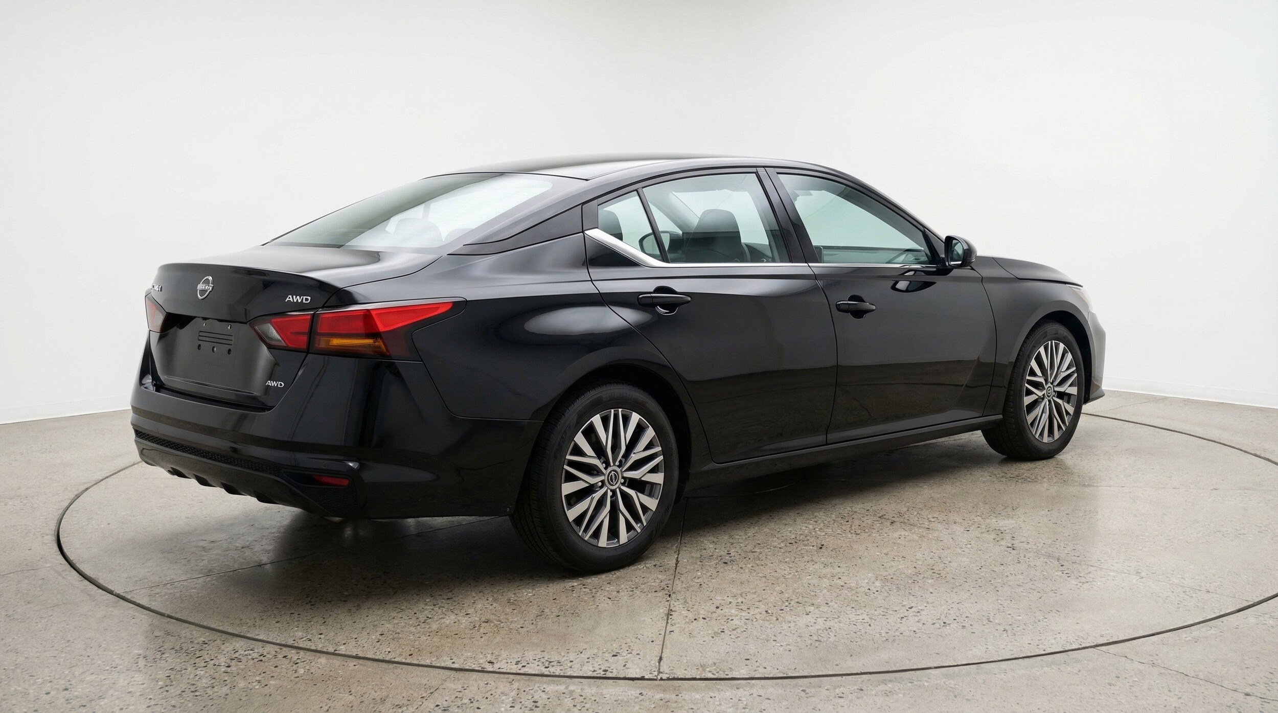 Thumbnail: 2025 Nissan Altima - 9