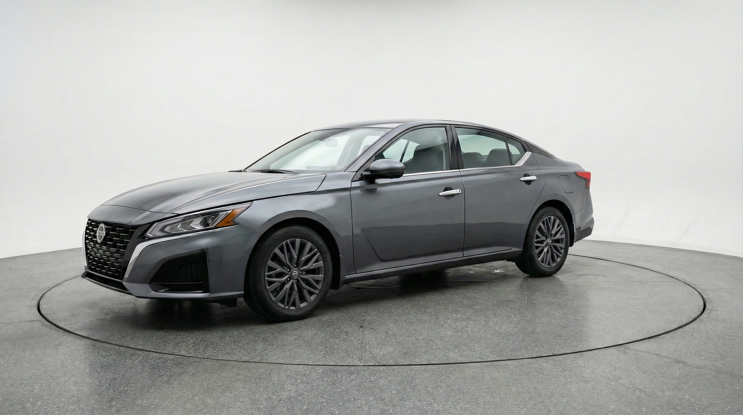 Thumbnail: 2025 Nissan Altima - 3