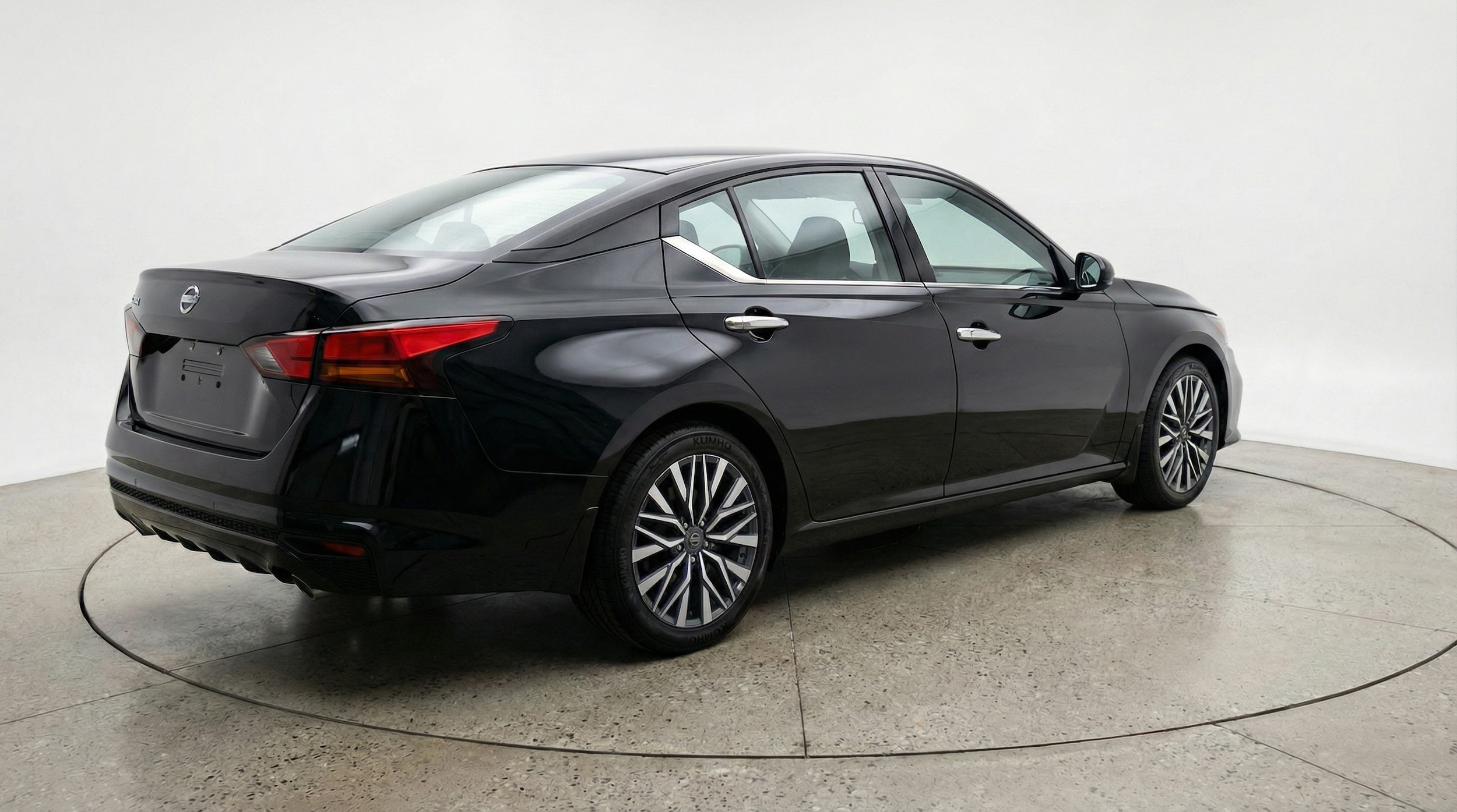 Thumbnail: 2025 Nissan Altima - 7