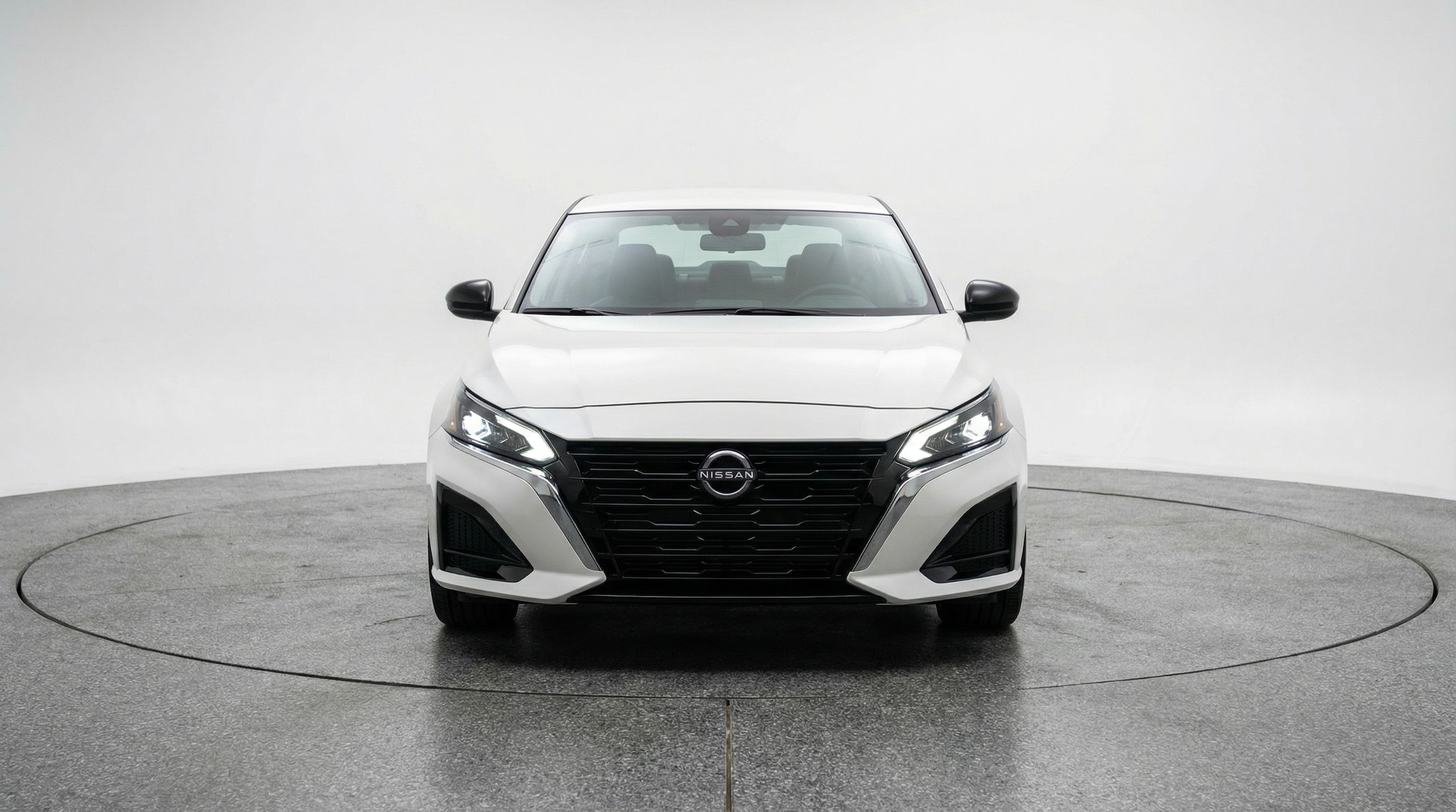 Thumbnail: 2025 Nissan Altima - 2