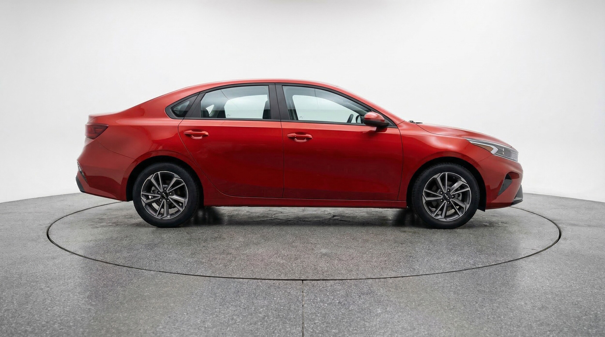 Thumbnail: 2024 Kia Forte - 11