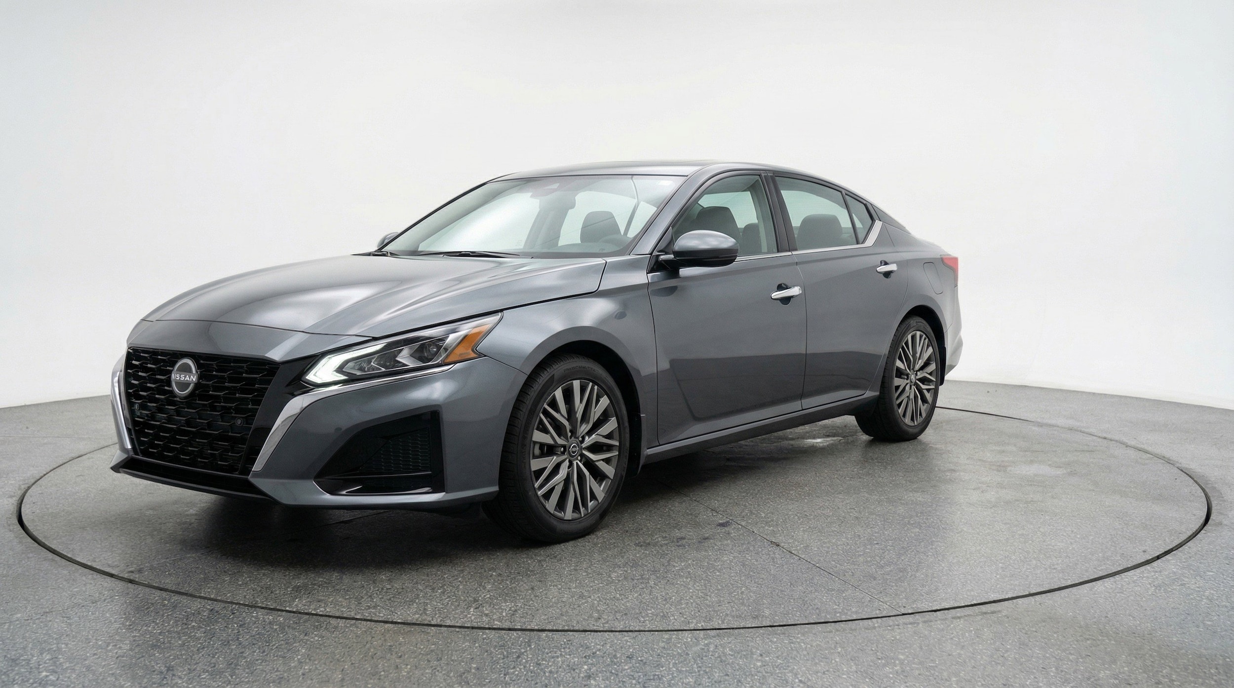 Thumbnail: 2025 Nissan Altima - 3