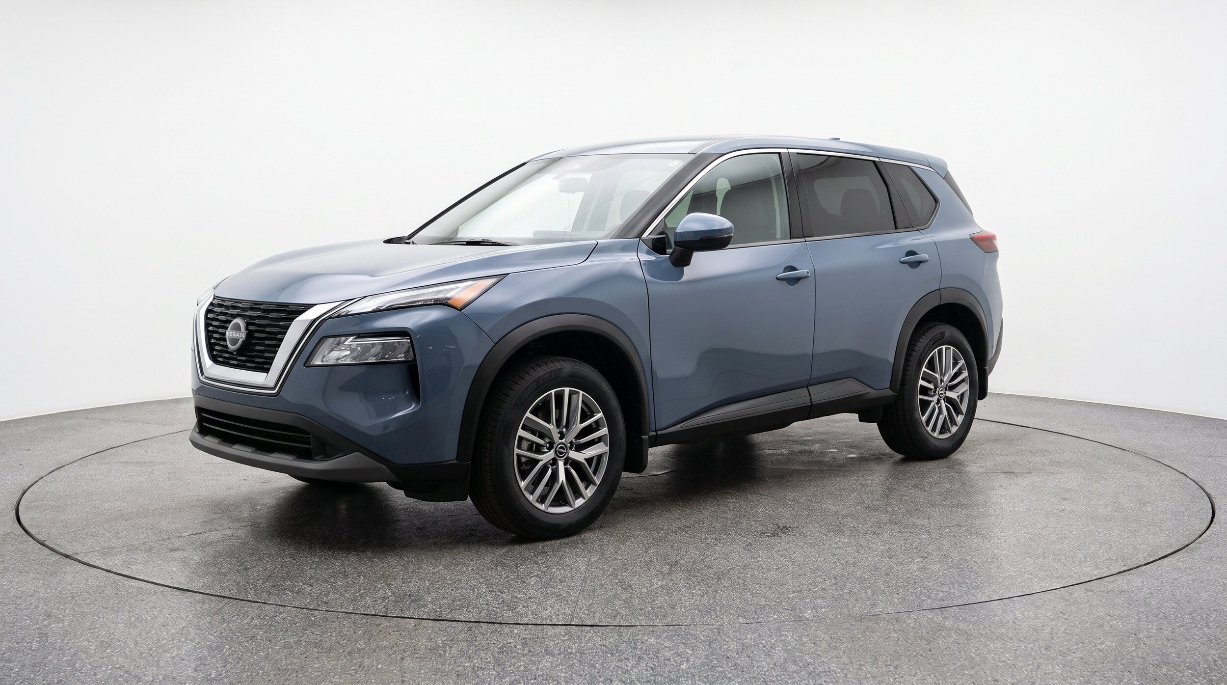 Thumbnail: 2026 Nissan Rogue - 3