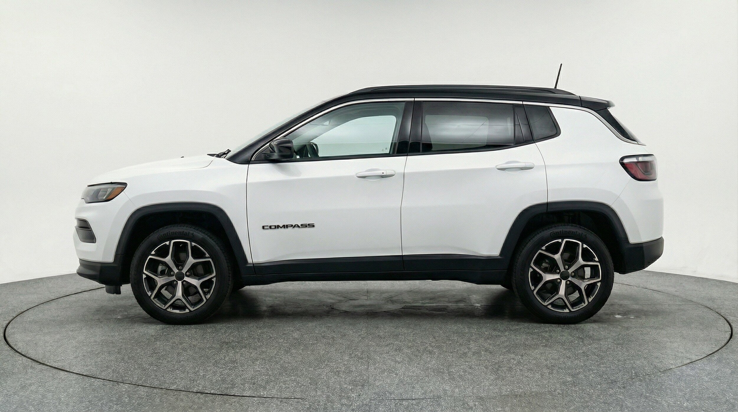 Thumbnail: 2025 Jeep Compass - 11