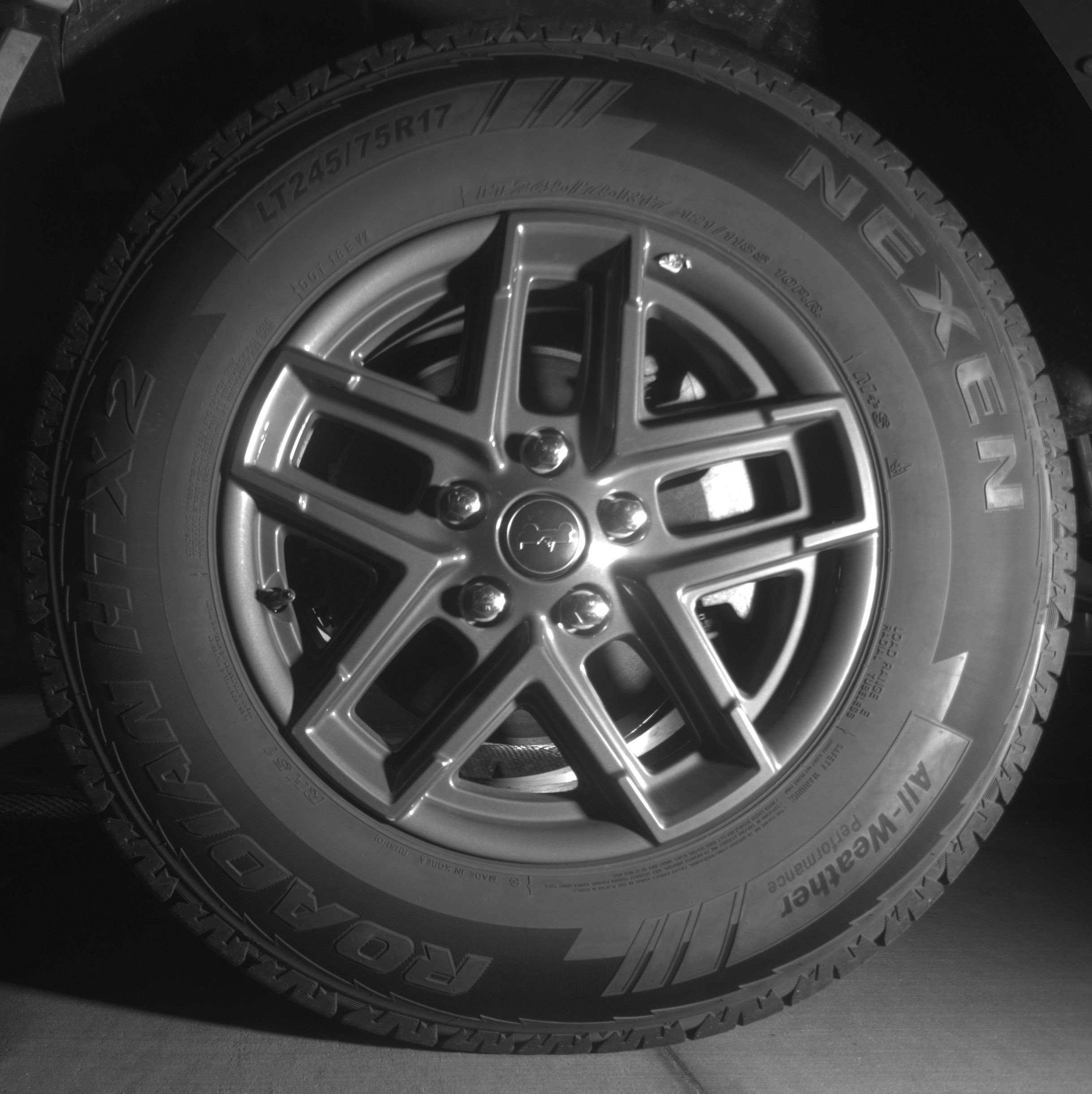 Thumbnail: 2025 Jeep Wrangler - 12