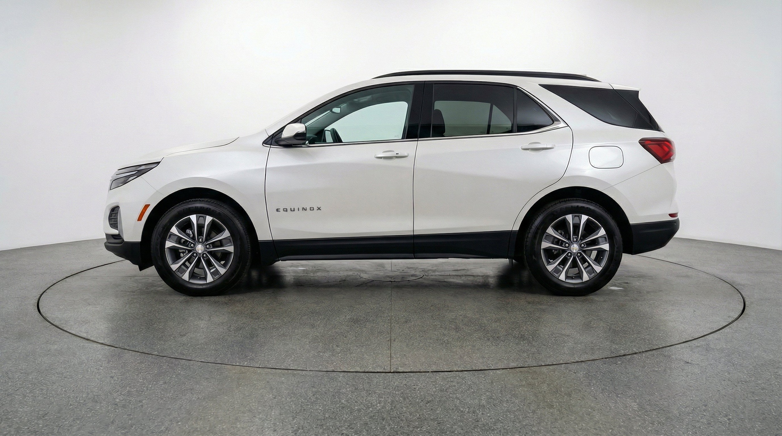 Thumbnail: 2025 Chevrolet Equinox - 5