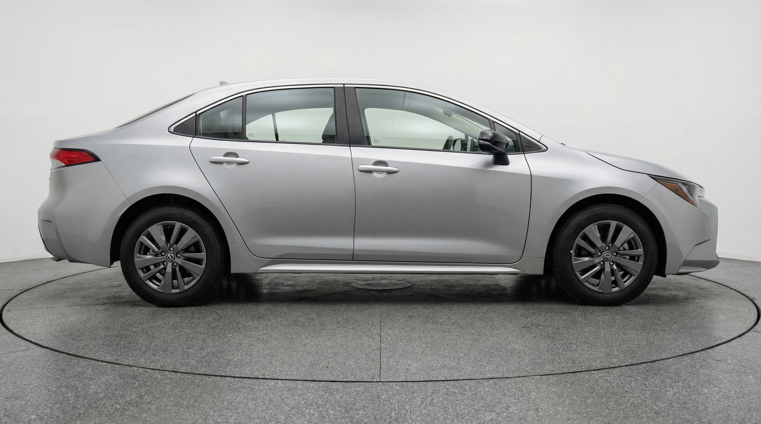 Thumbnail: 2025 Toyota Corolla - 11