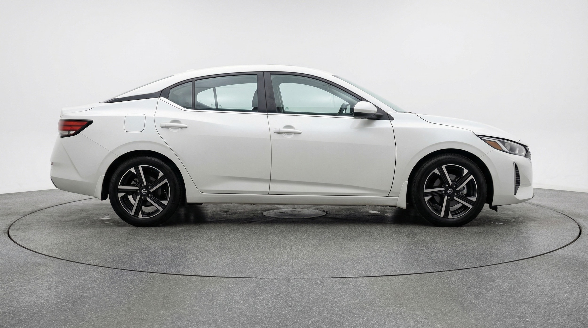 Thumbnail: 2025 Nissan Sentra - 8