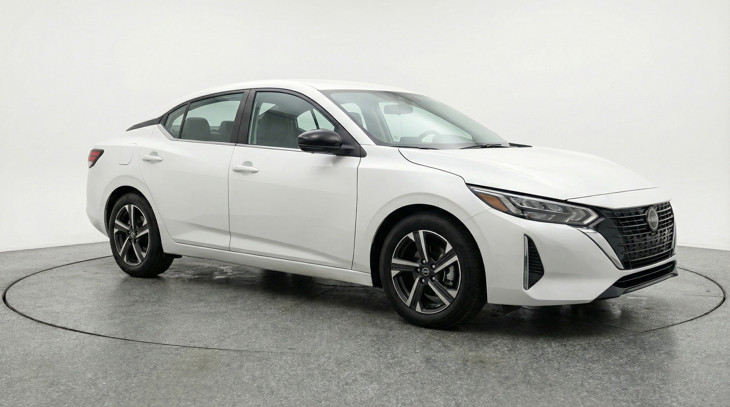 Thumbnail: 2025 Nissan Sentra - 1