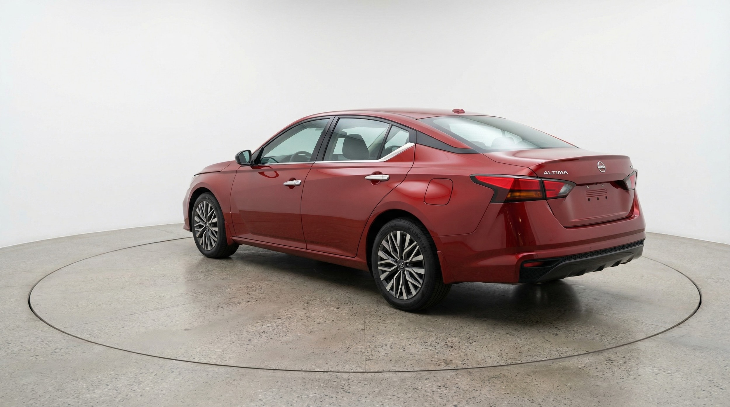 Thumbnail: 2025 Nissan Altima - 5