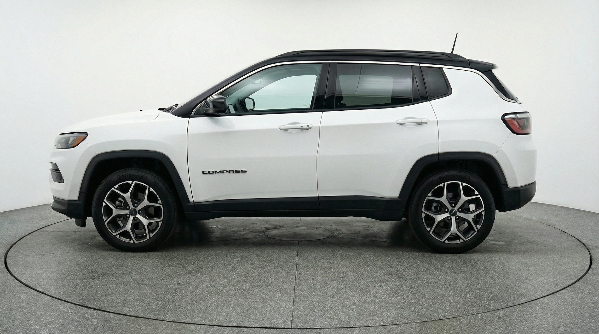 Thumbnail: 2025 Jeep Compass - 4