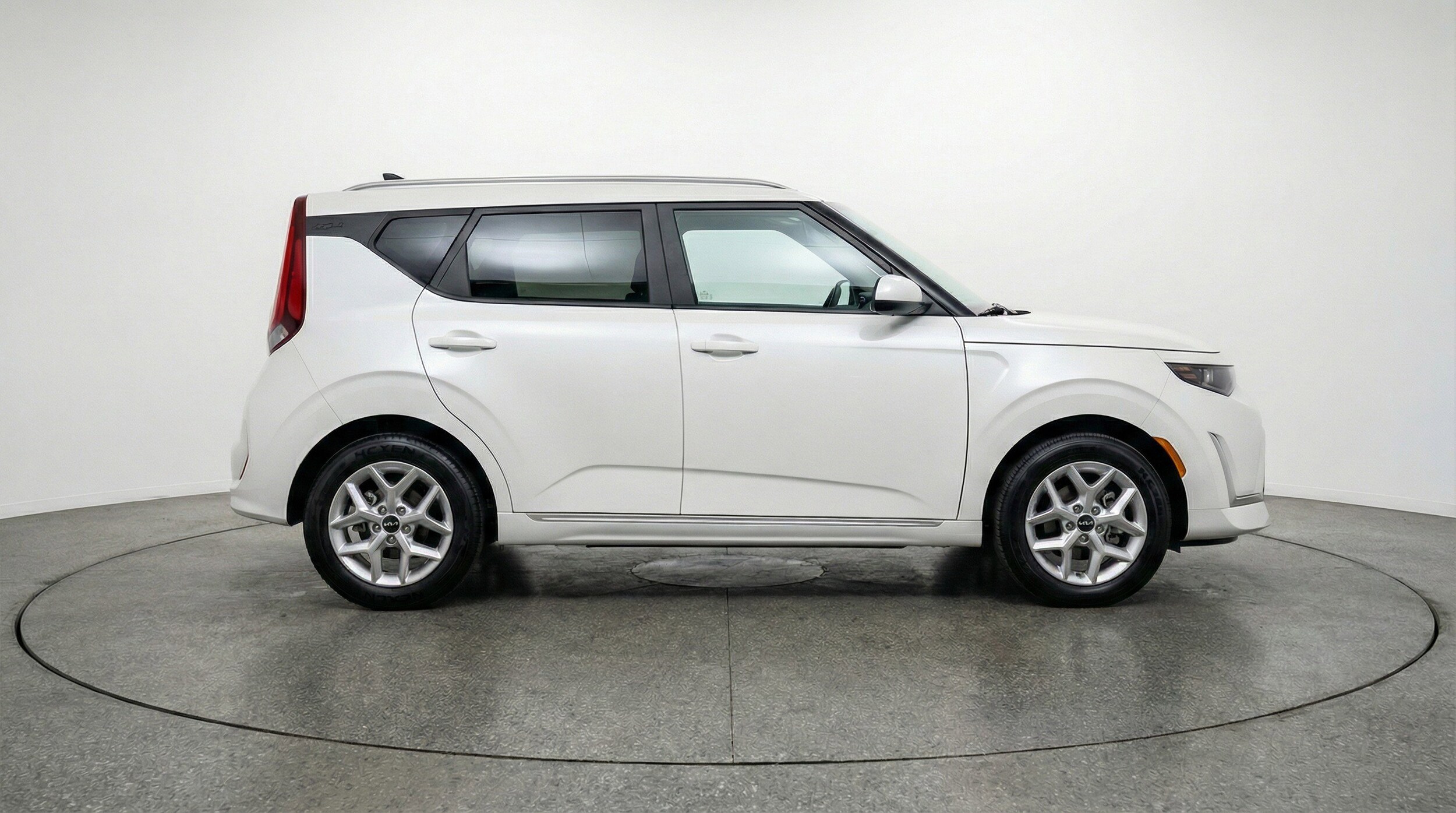 Thumbnail: 2025 Kia Soul - 11