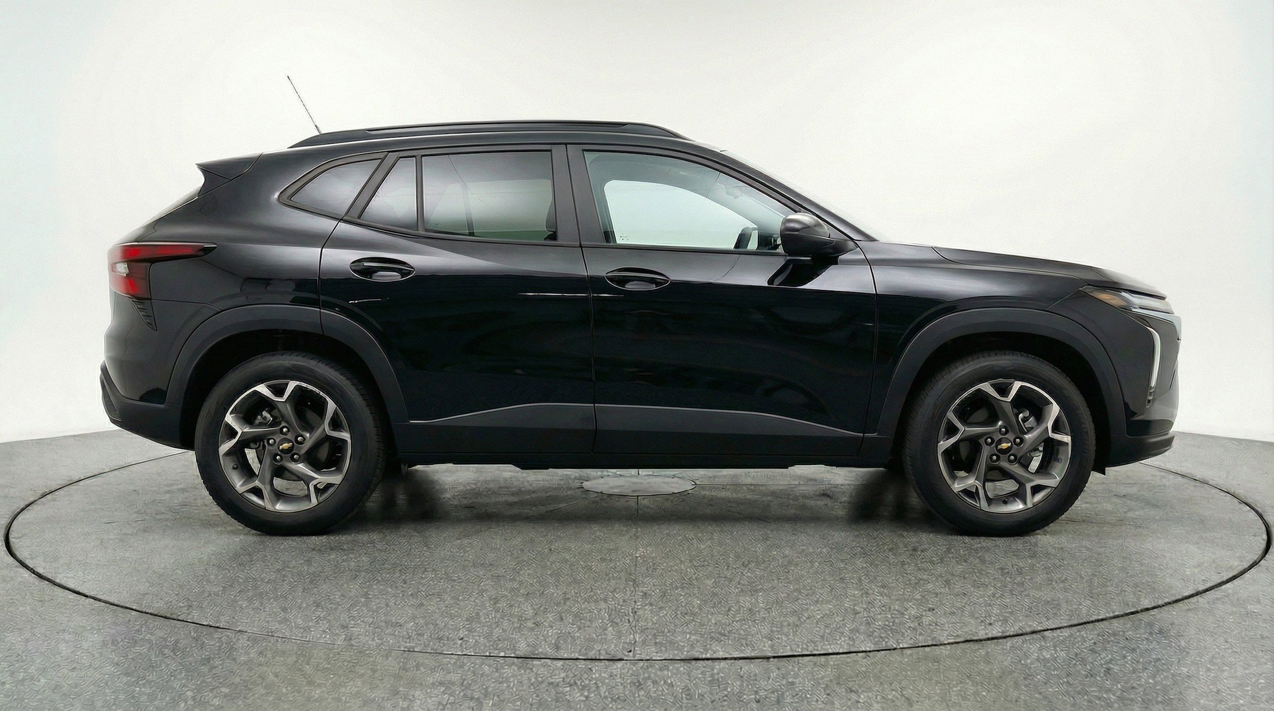 Thumbnail: 2025 Chevrolet Trax - 11