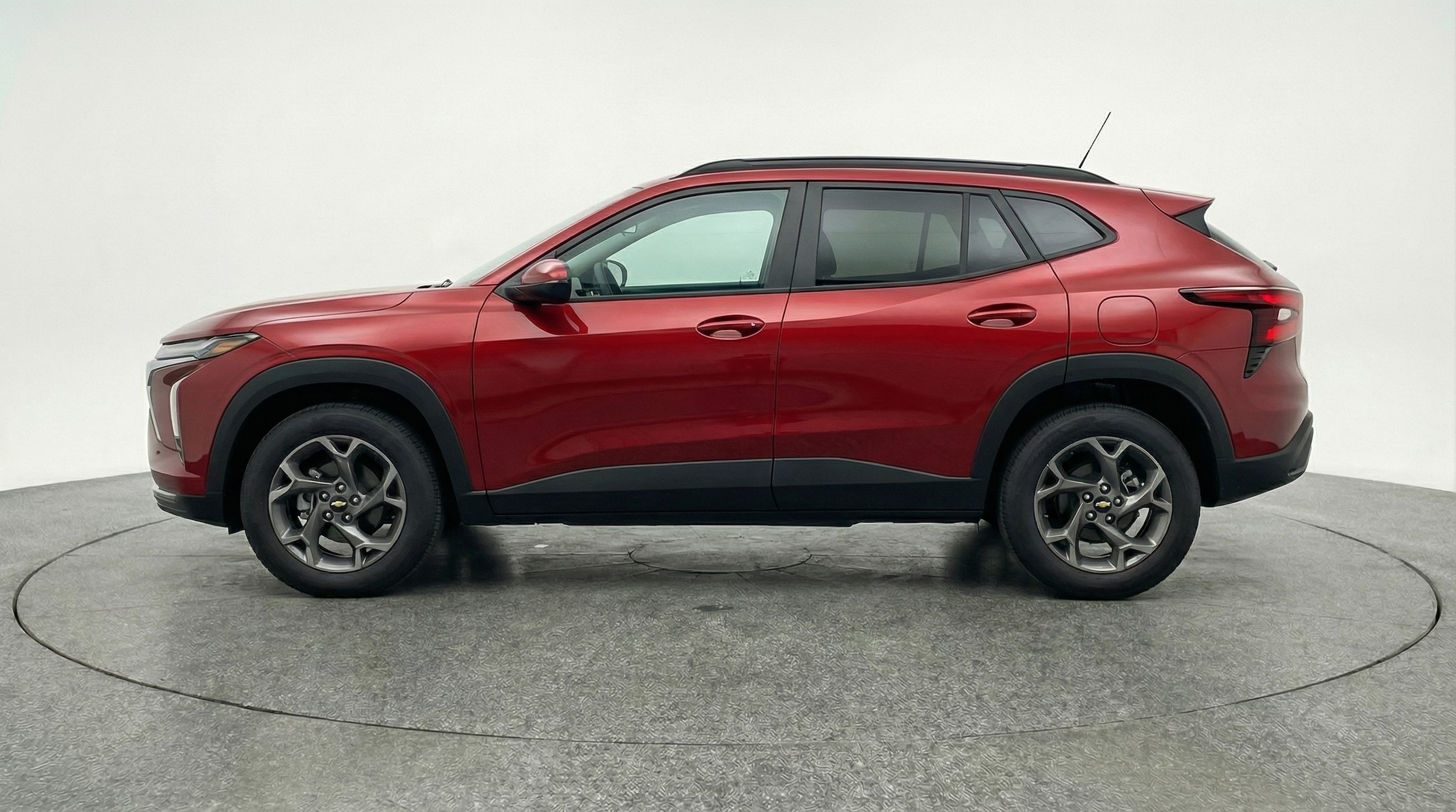 Thumbnail: 2025 Chevrolet Trax - 4