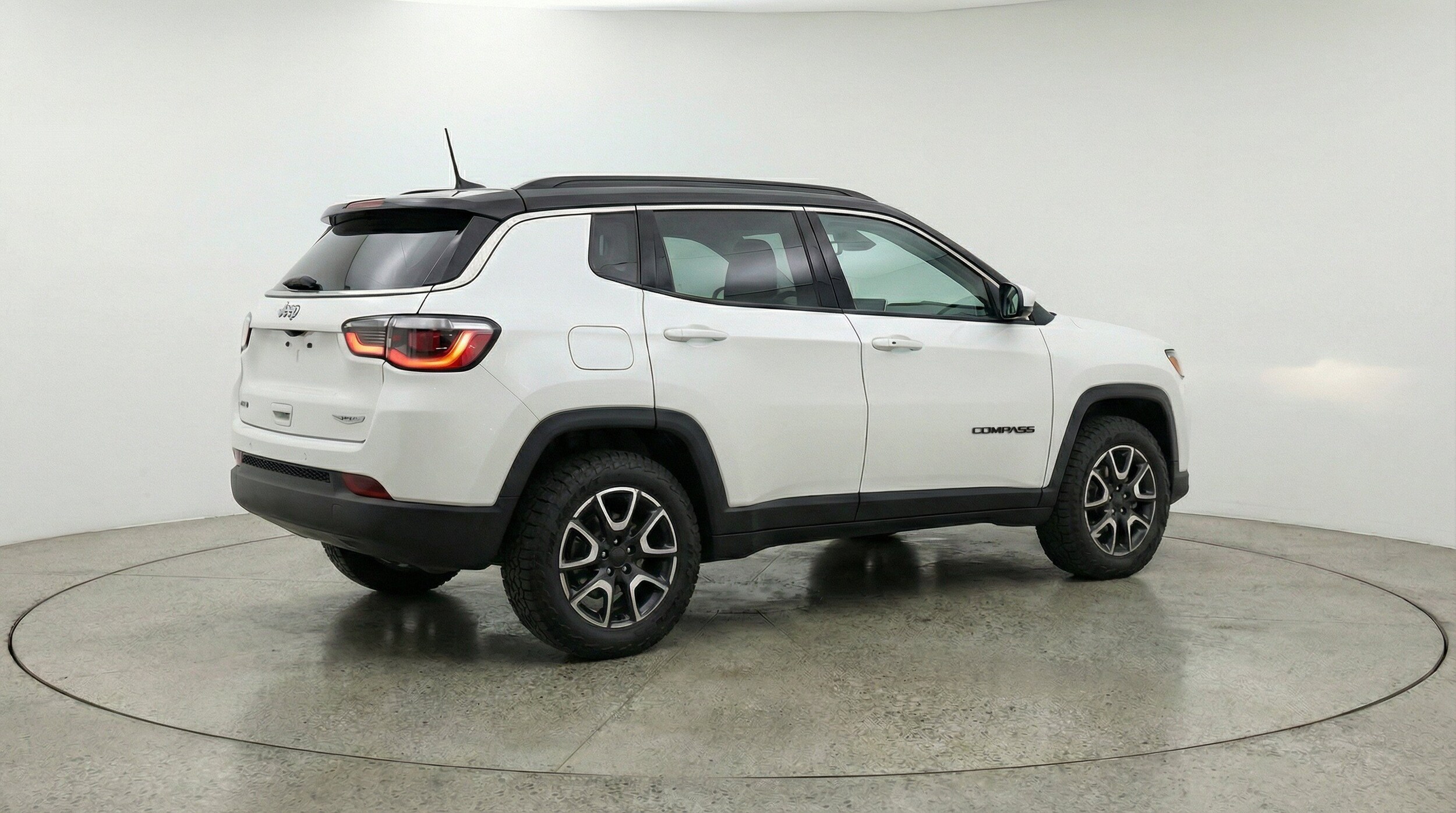 Thumbnail: 2025 Jeep Compass - 9